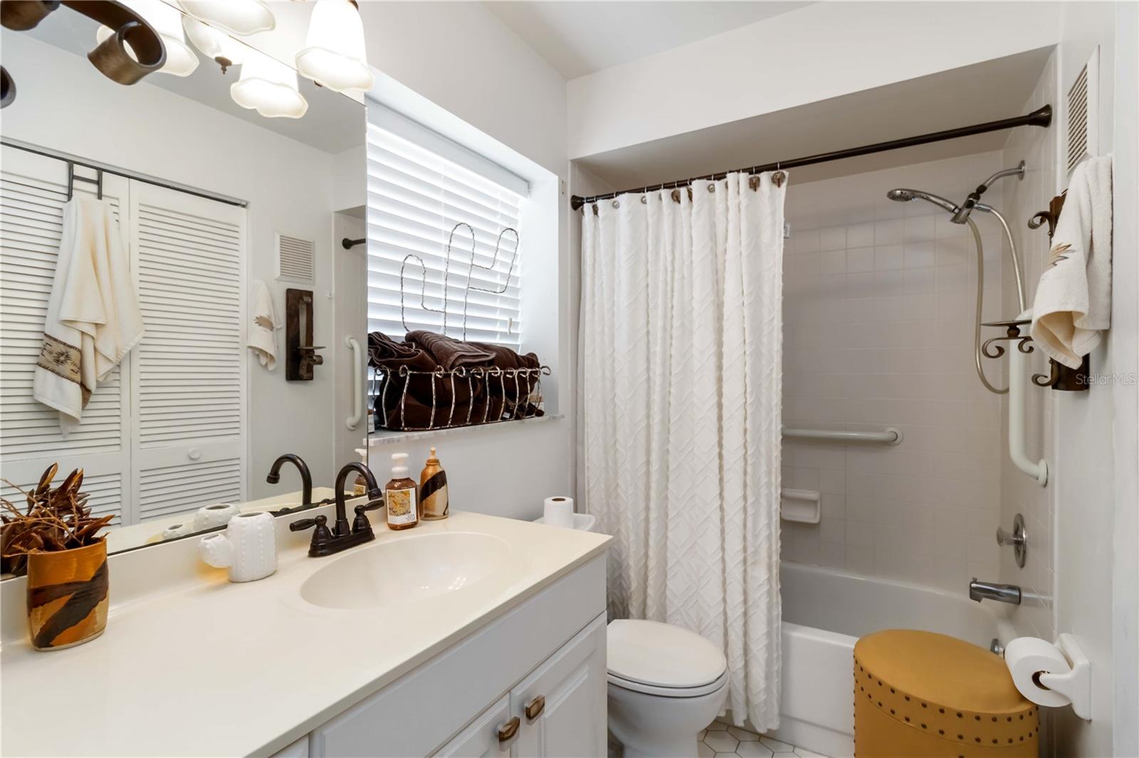 MEADOWCROFT SOUTH - Residential