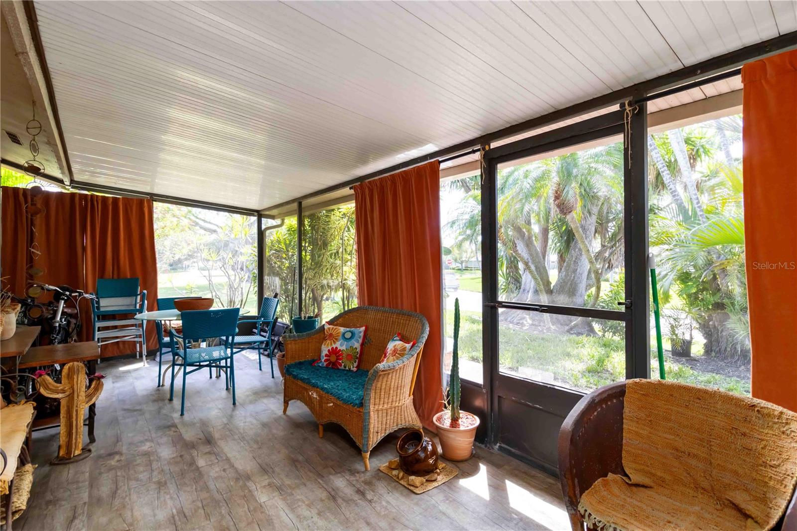 MEADOWCROFT SOUTH - Residential