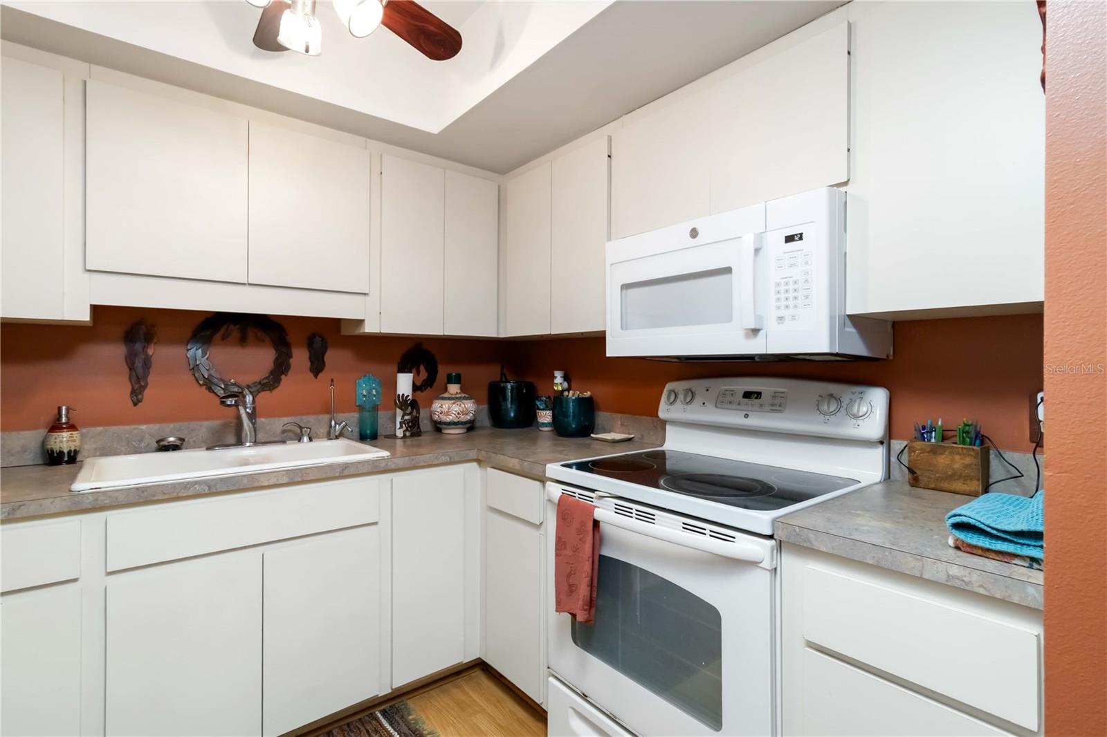 MEADOWCROFT SOUTH - Residential