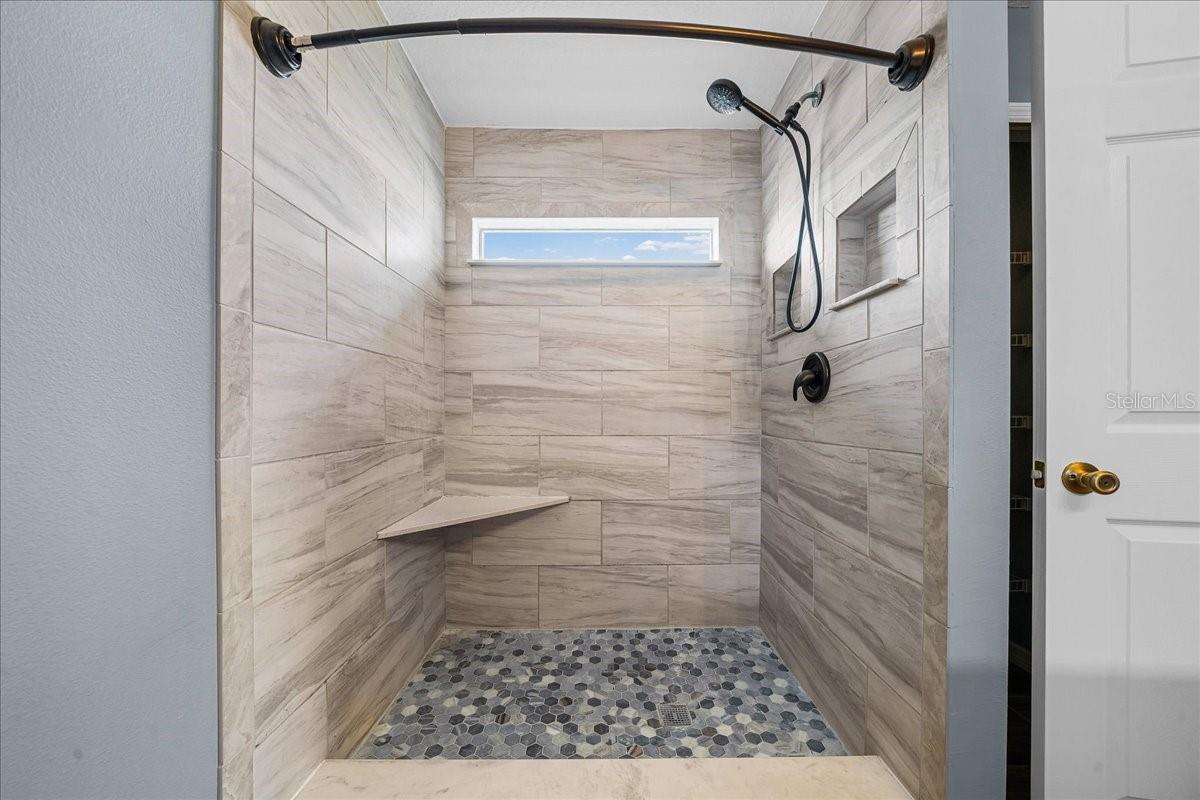 SILVER SPGS SHORES UN 24 - Residential