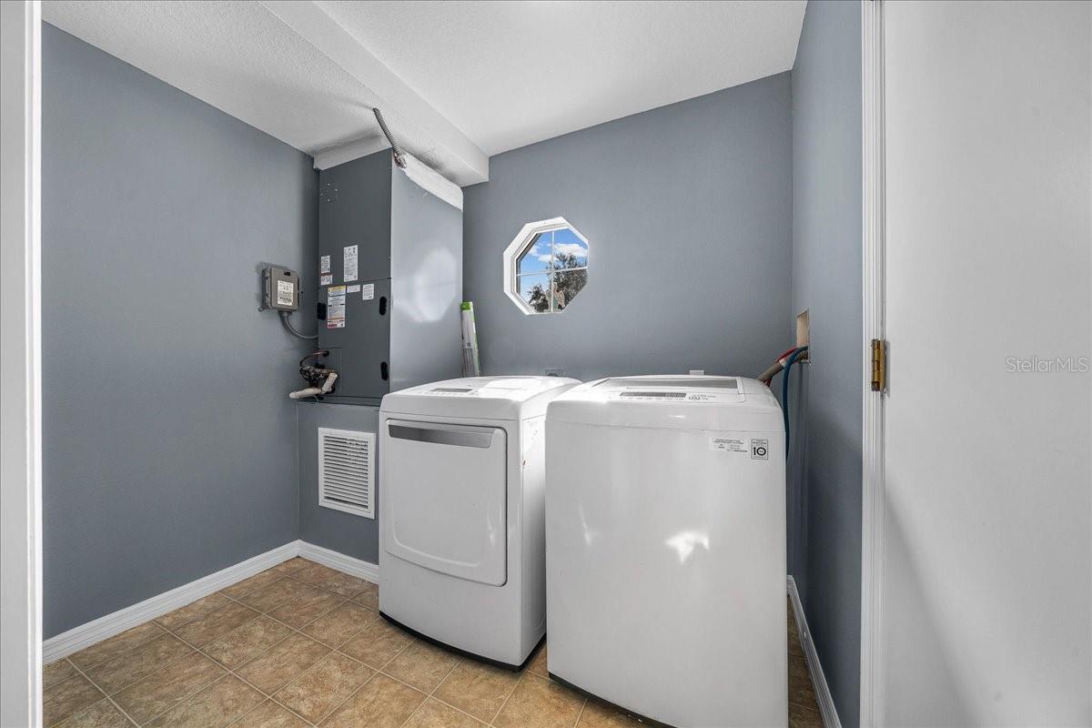 SILVER SPGS SHORES UN 24 - Residential