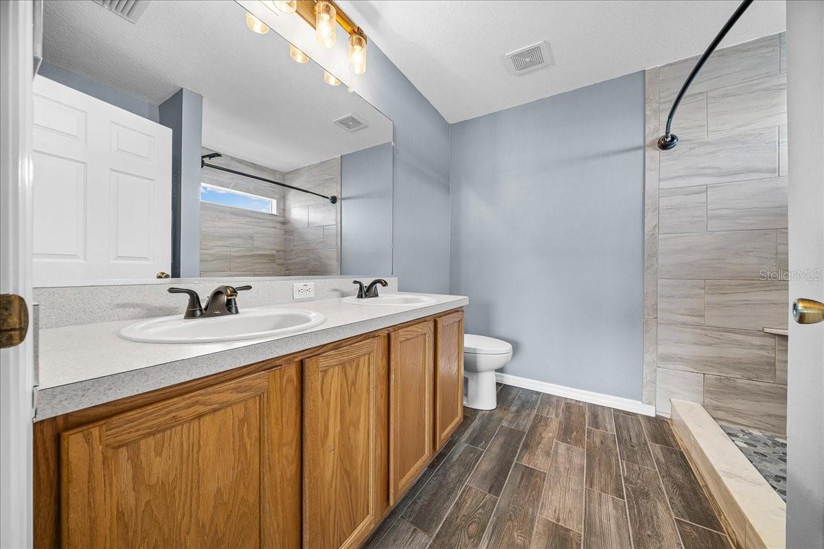 SILVER SPGS SHORES UN 24 - Residential