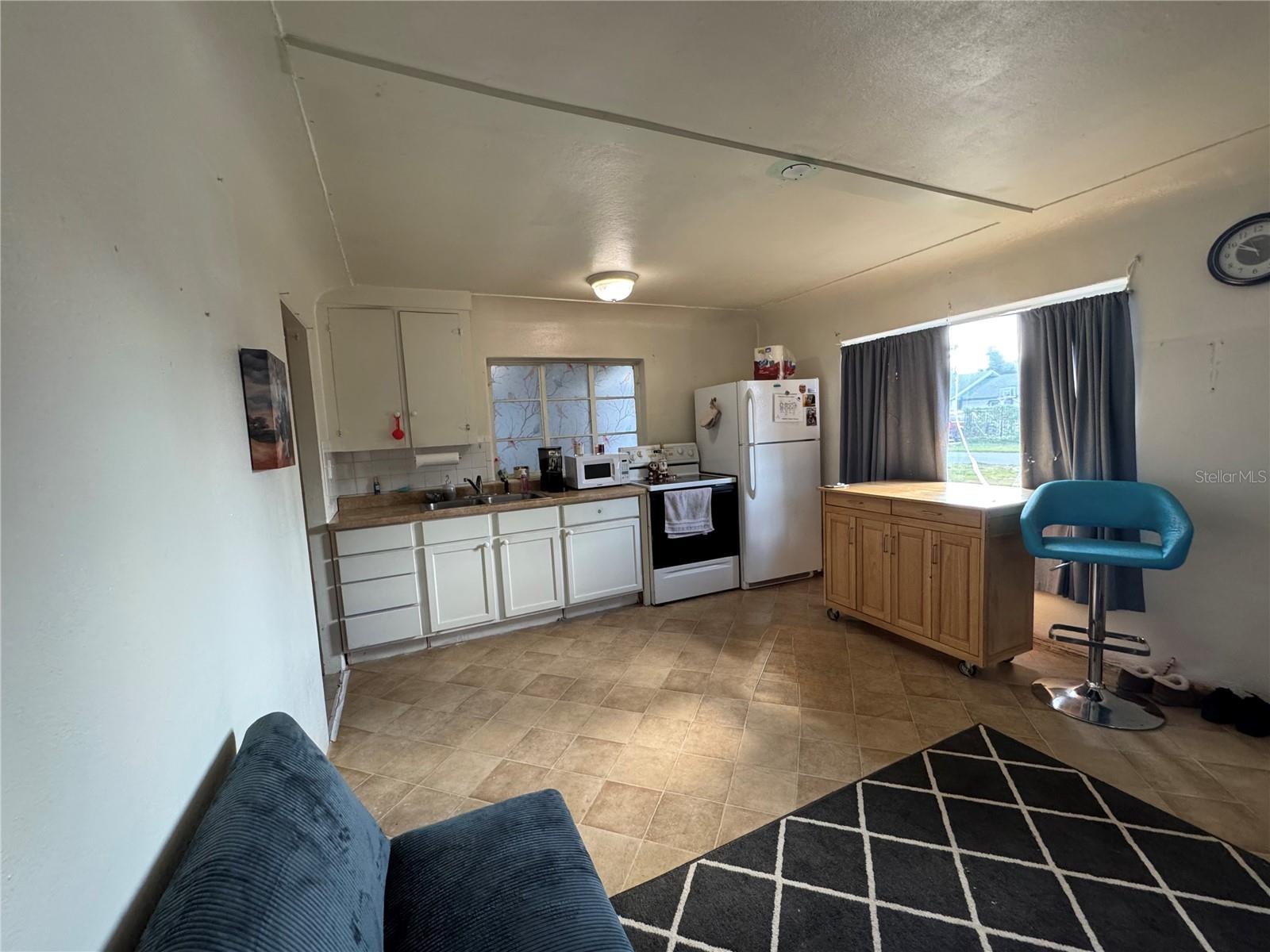 322 34TH STREET W