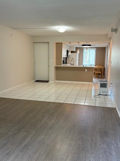 EAST LAKE WOODLANDS CYPRESS ESTATES - Residential Lease