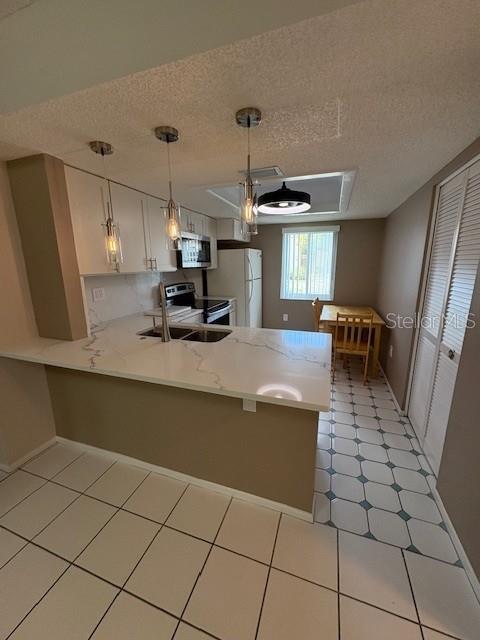 EAST LAKE WOODLANDS CYPRESS ESTATES - Residential Lease