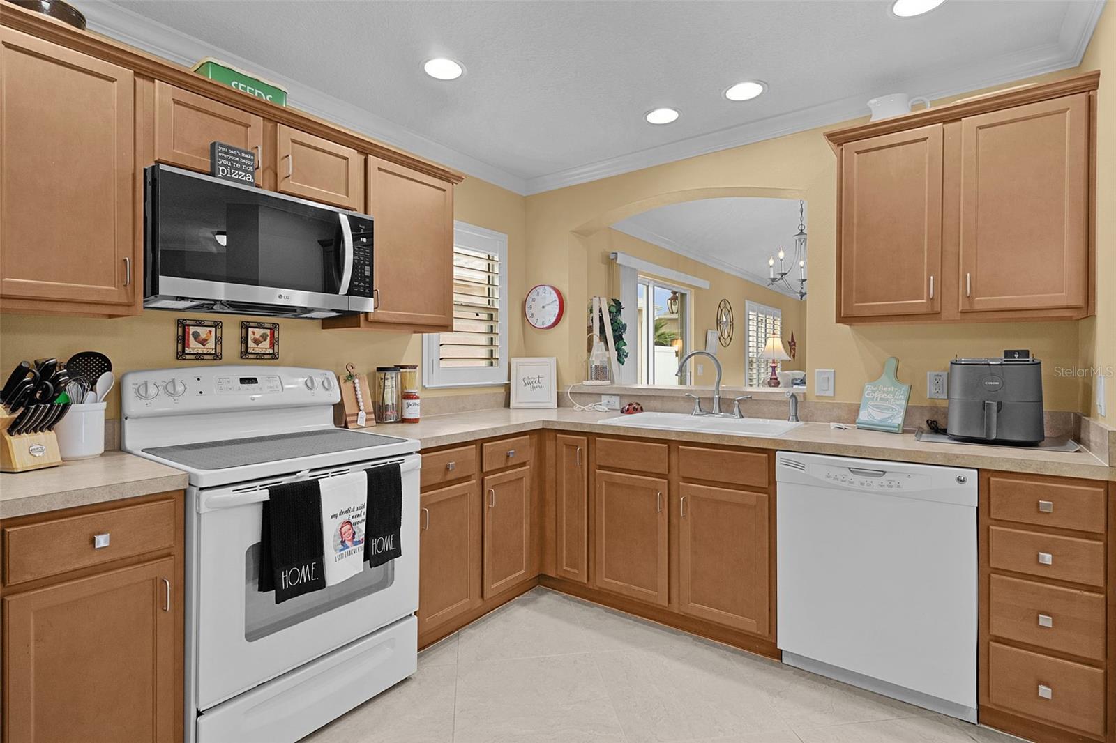 VILLAGES OF SUMTER ALTAMONTE VILLAS - Residential