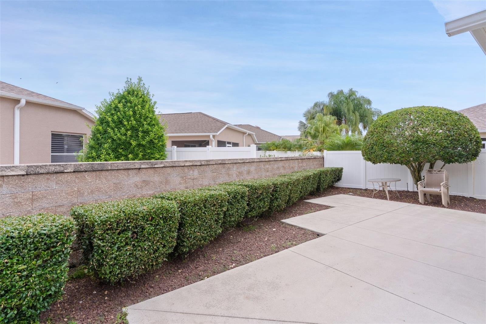 VILLAGES OF SUMTER ALTAMONTE VILLAS - Residential