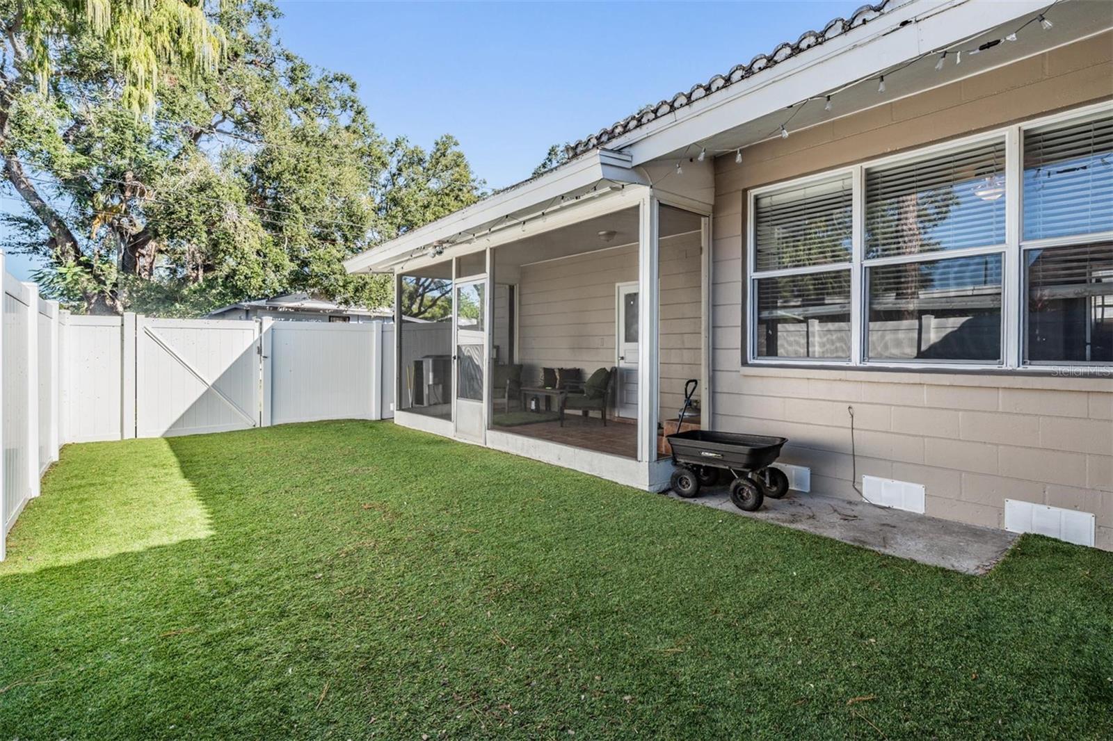 CENTRAL AVE HOMES 1ST ADD - Residential