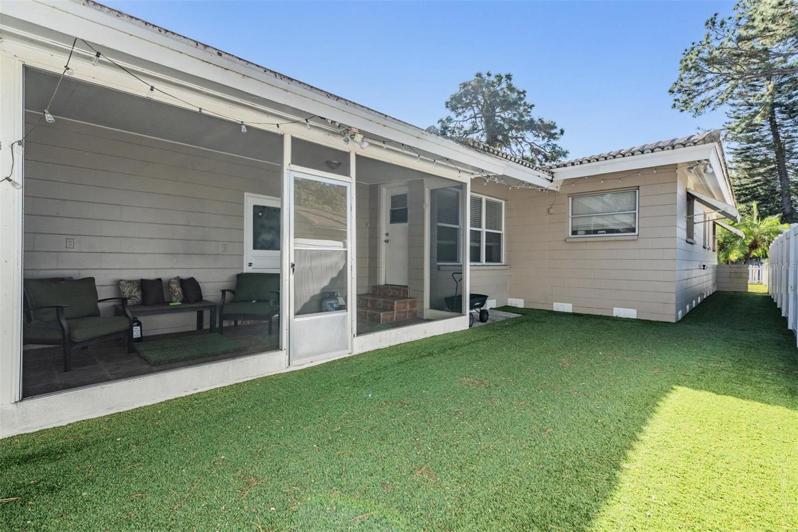 CENTRAL AVE HOMES 1ST ADD - Residential