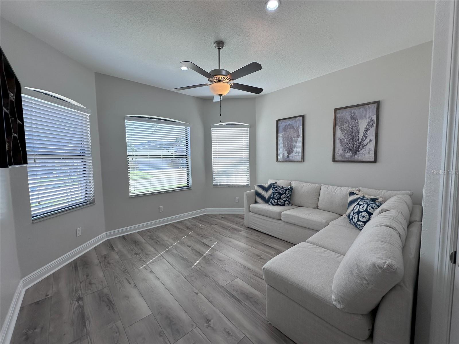 ROSE HAVEN PH 01 - Residential