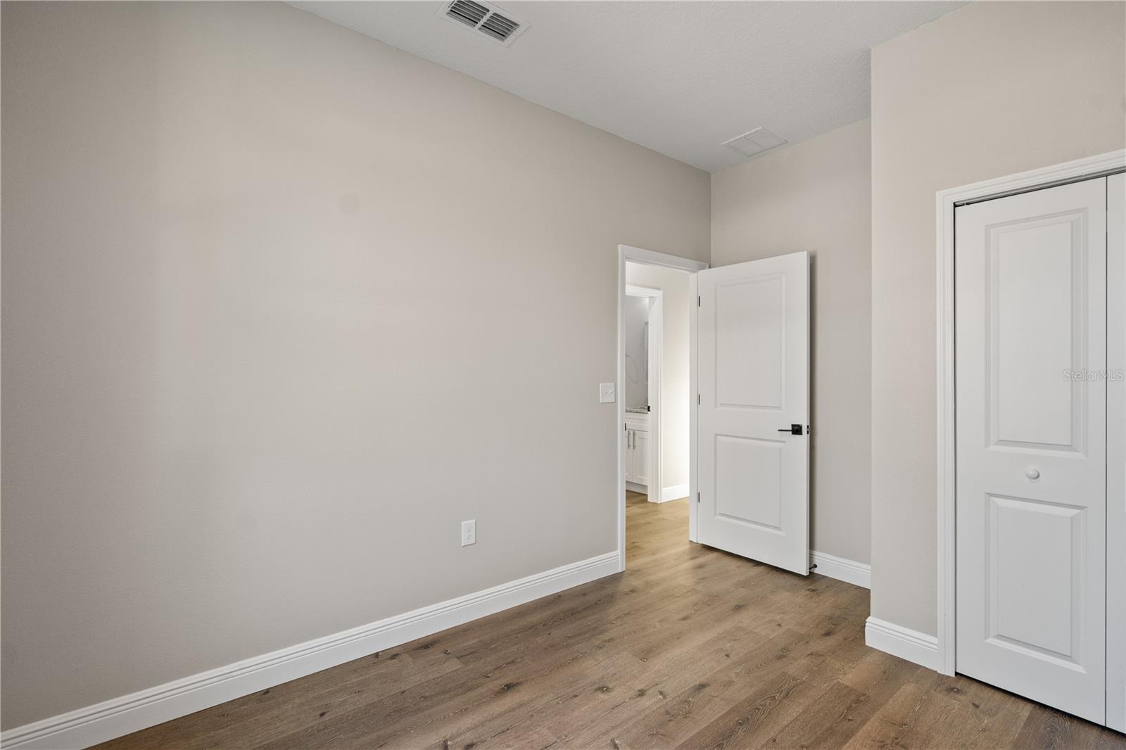 DELTONA LAKES UNIT 30 - Residential