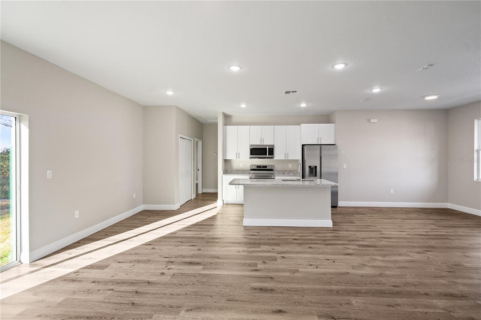 DELTONA LAKES UNIT 30 - Residential