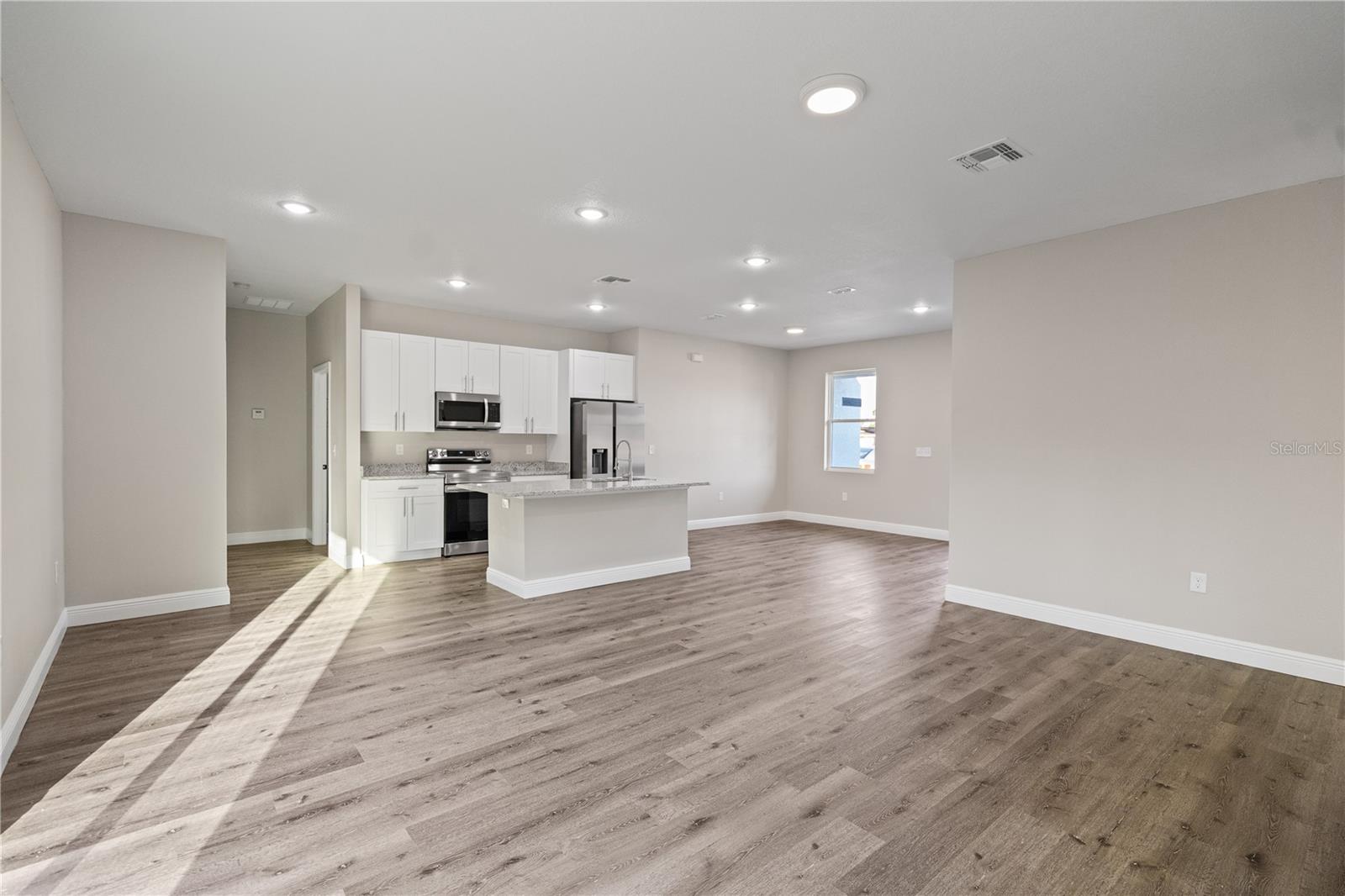 DELTONA LAKES UNIT 30 - Residential