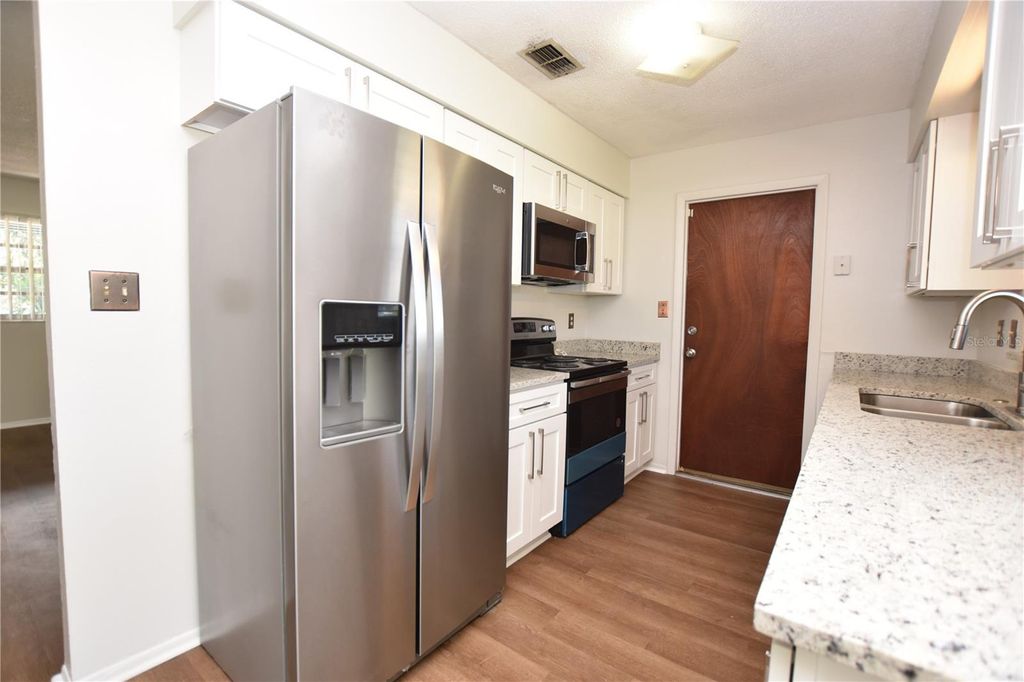 Photo of 1015 E Tee Circle, Bartow, FL 33830 (MLS # L4959487)