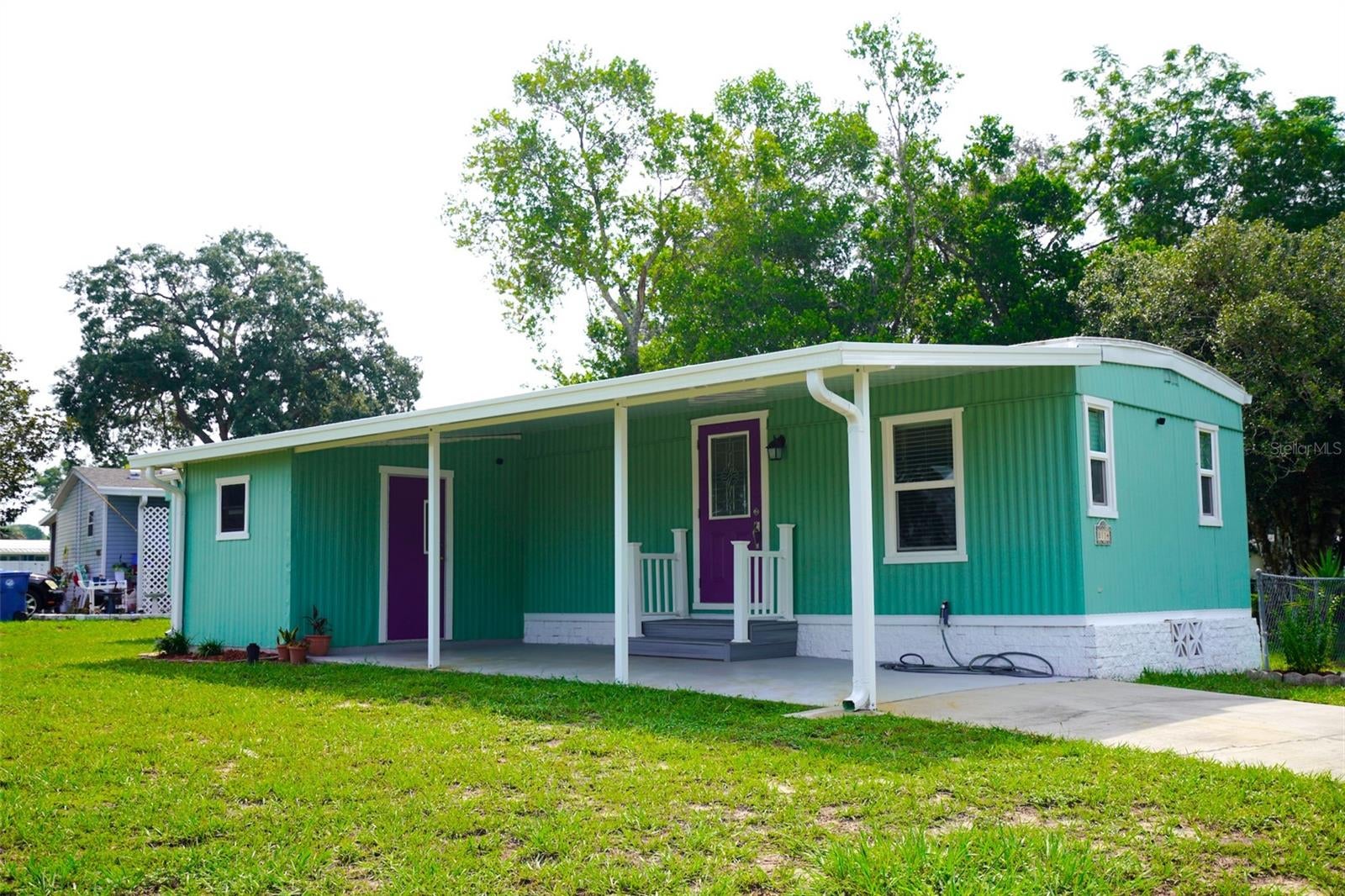 8114 WESTERN CIRCLE DRIVE