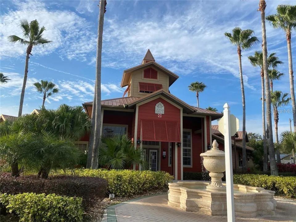 Very nice aparment, well maintained & excellent conditions. New paint and appliances. Located in the heart of Kissimmee and close to major roads.