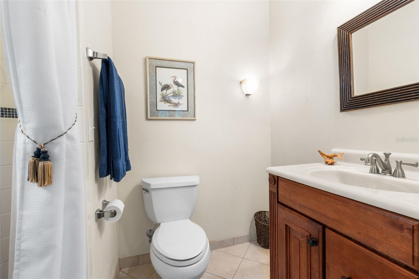 CHANTILLY ACRES E1/2 AT NW 1/4 - Residential