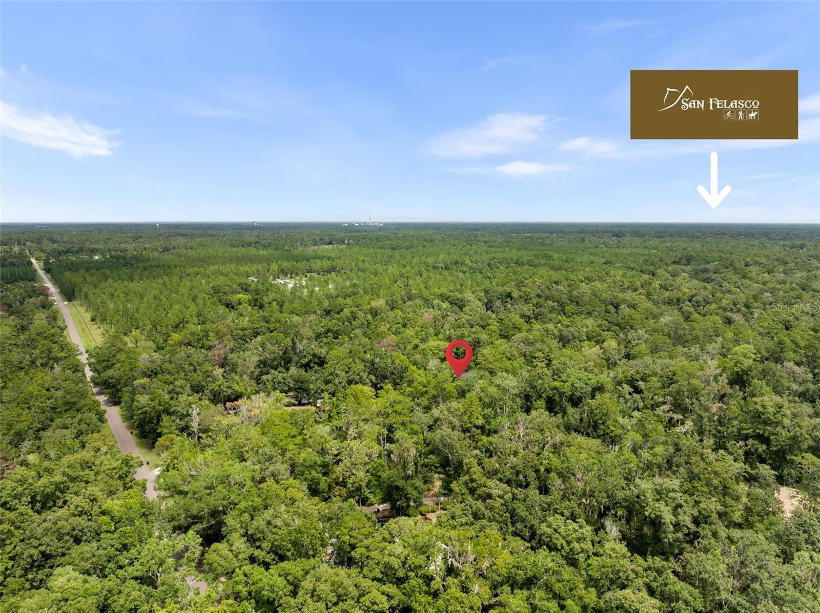 CHANTILLY ACRES E1/2 AT NW 1/4 - Residential