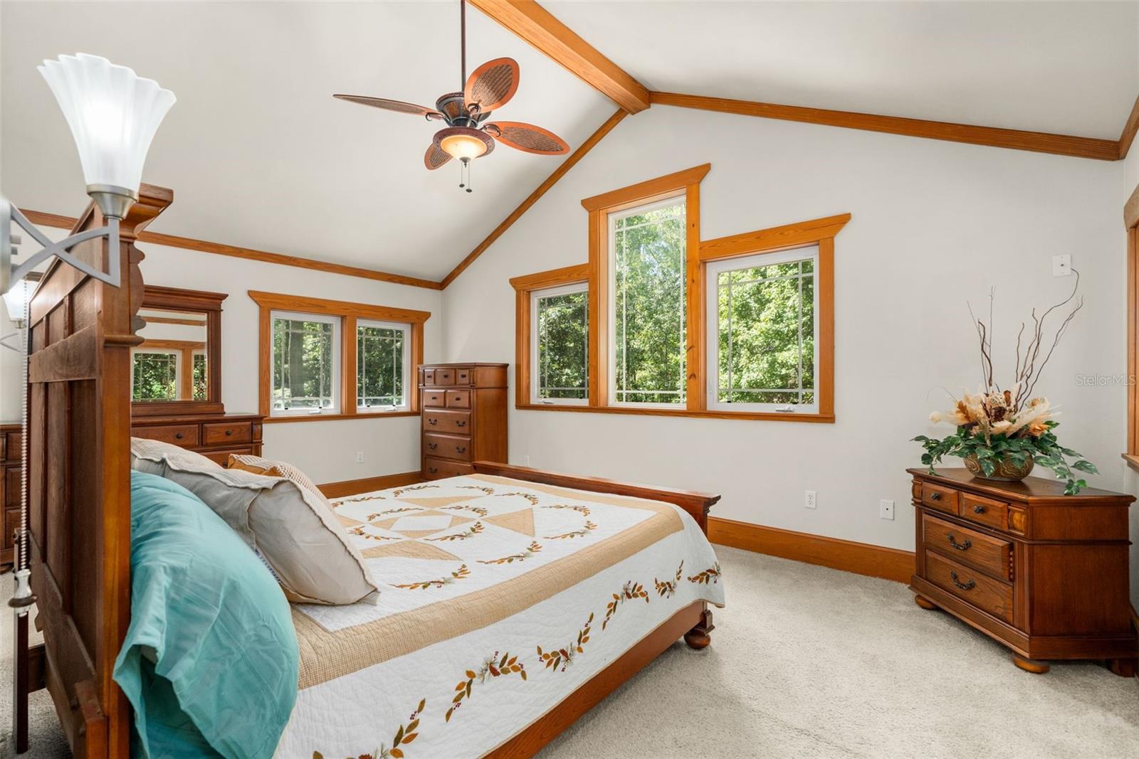CHANTILLY ACRES E1/2 AT NW 1/4 - Residential