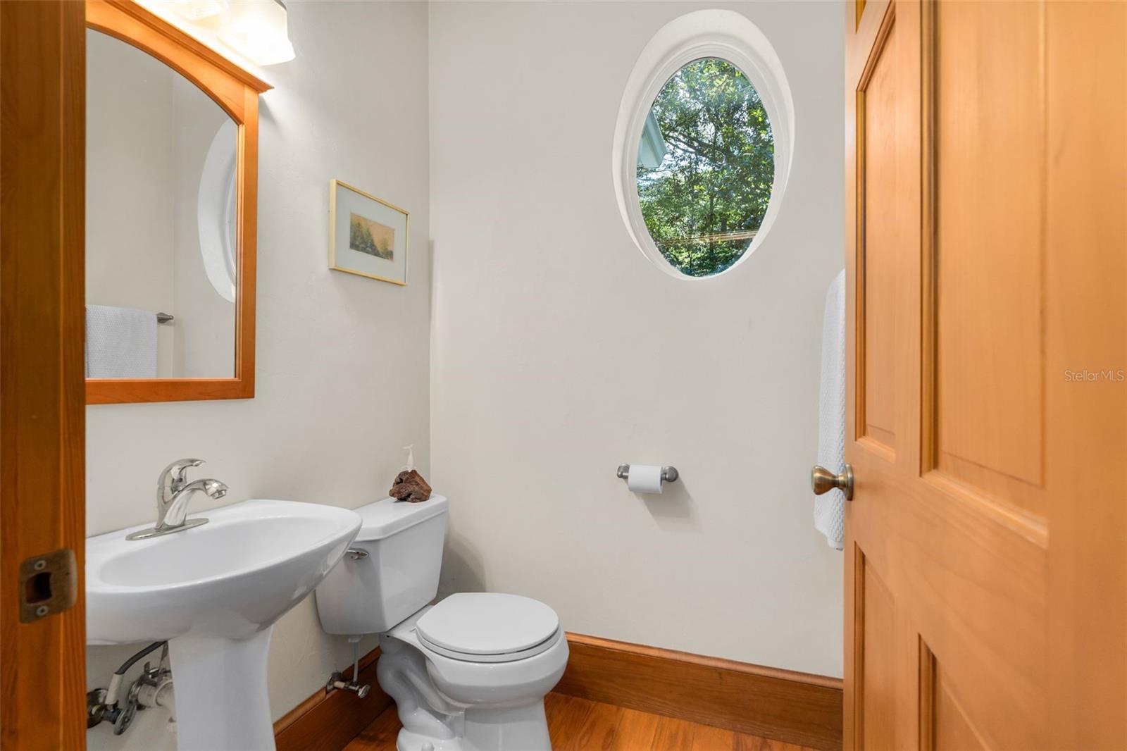 CHANTILLY ACRES E1/2 AT NW 1/4 - Residential