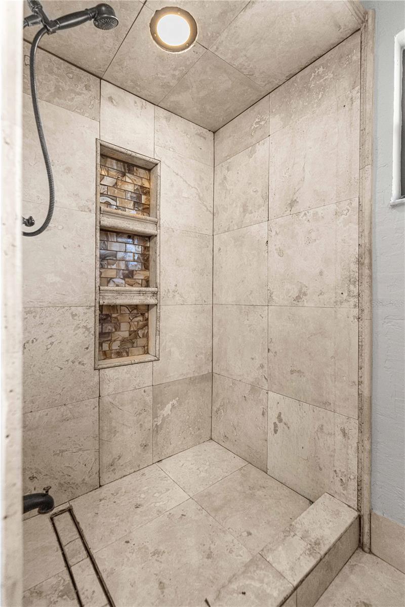 OAKHURST 01 - Residential