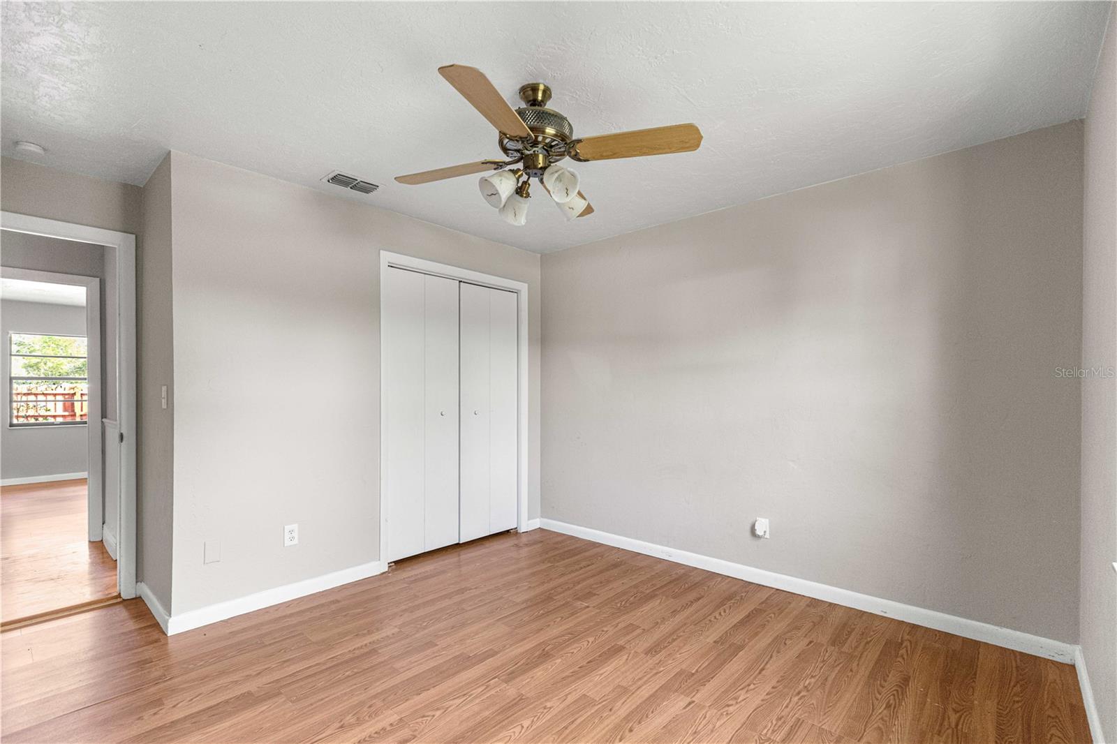 OAKHURST 01 - Residential