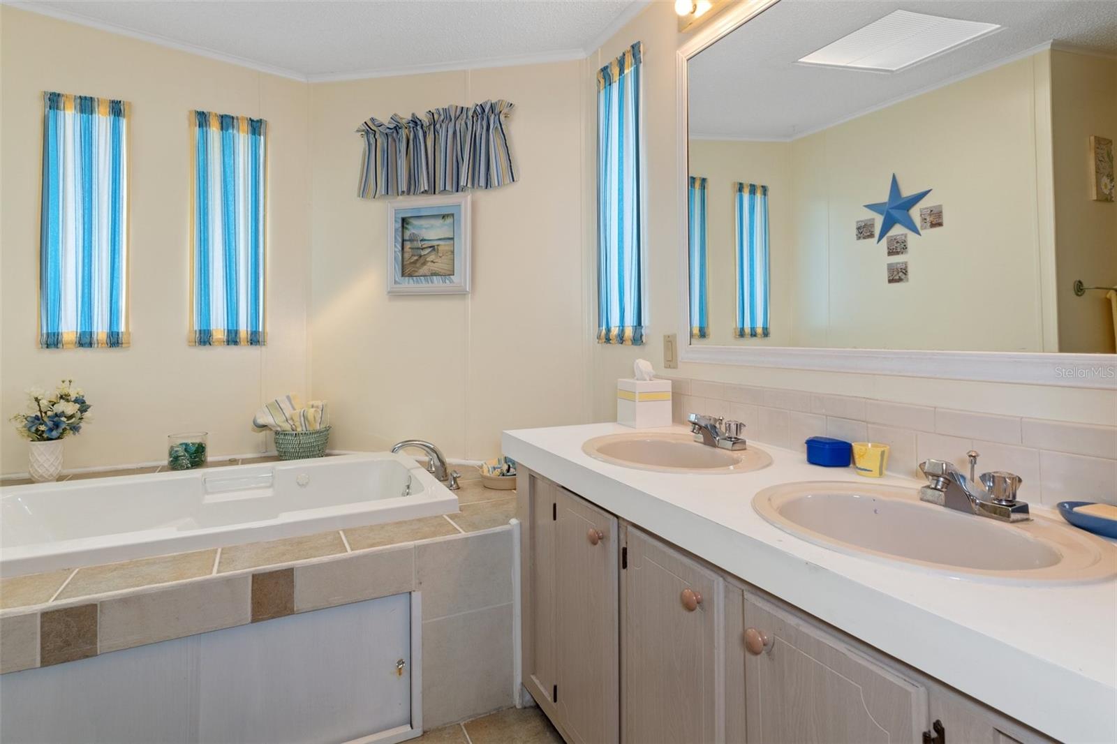 FOREST GLENN PHASE L - Residential