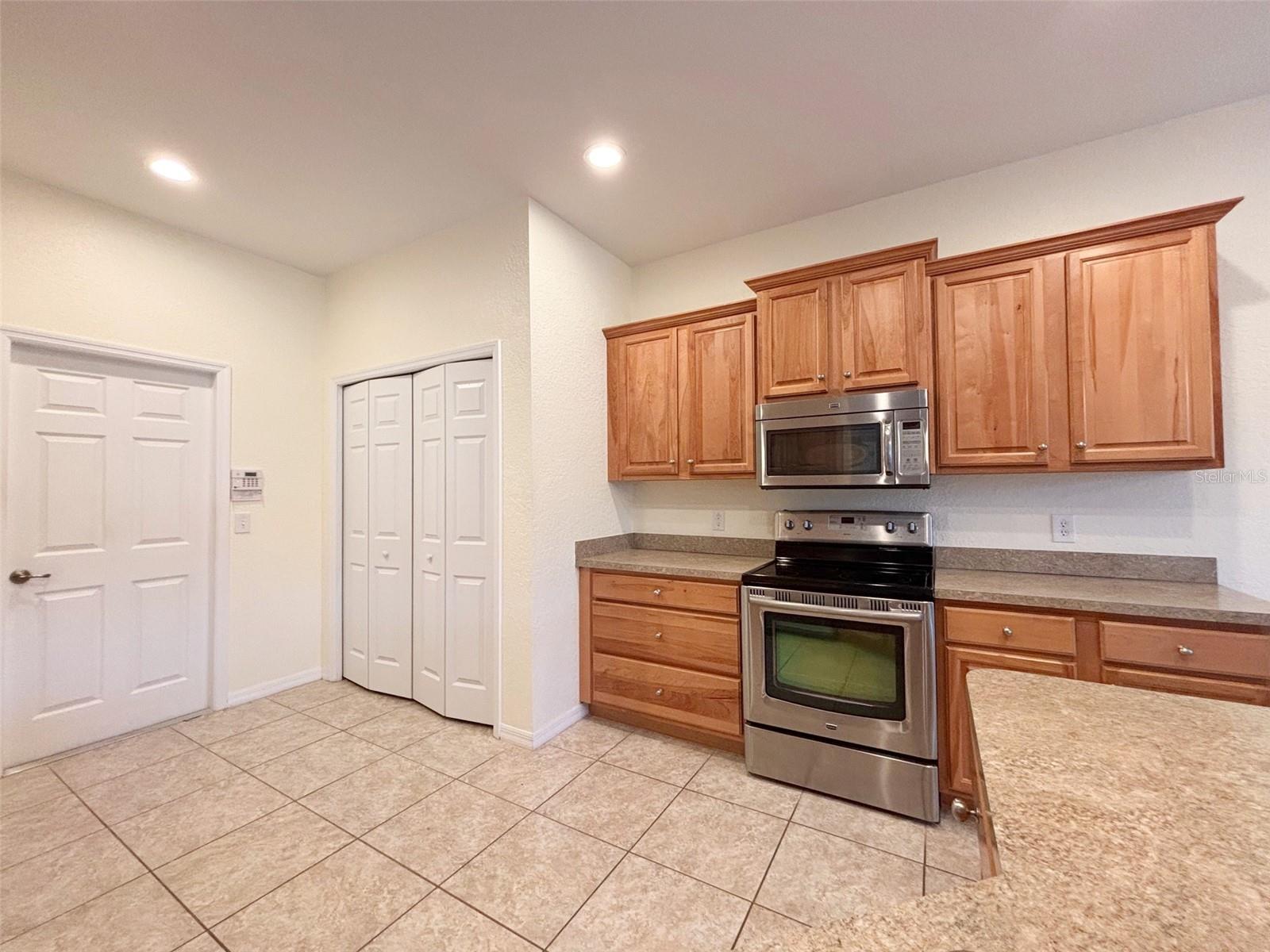 LAKE ASHTON GOLF CLUB PH 02 - Residential