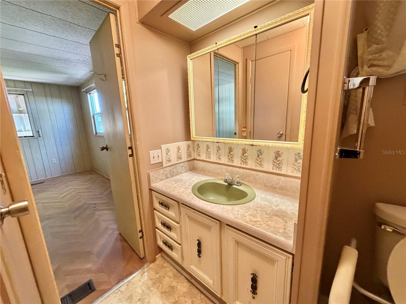 HAWTHORNE AT LEESBURG A COOP - Residential