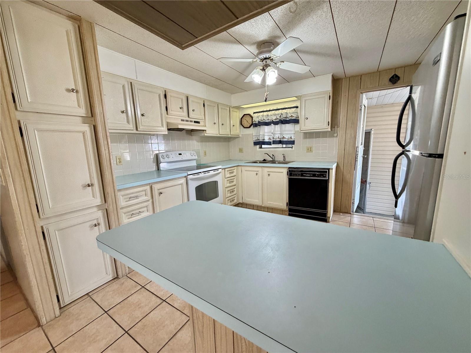 HAWTHORNE AT LEESBURG A COOP - Residential