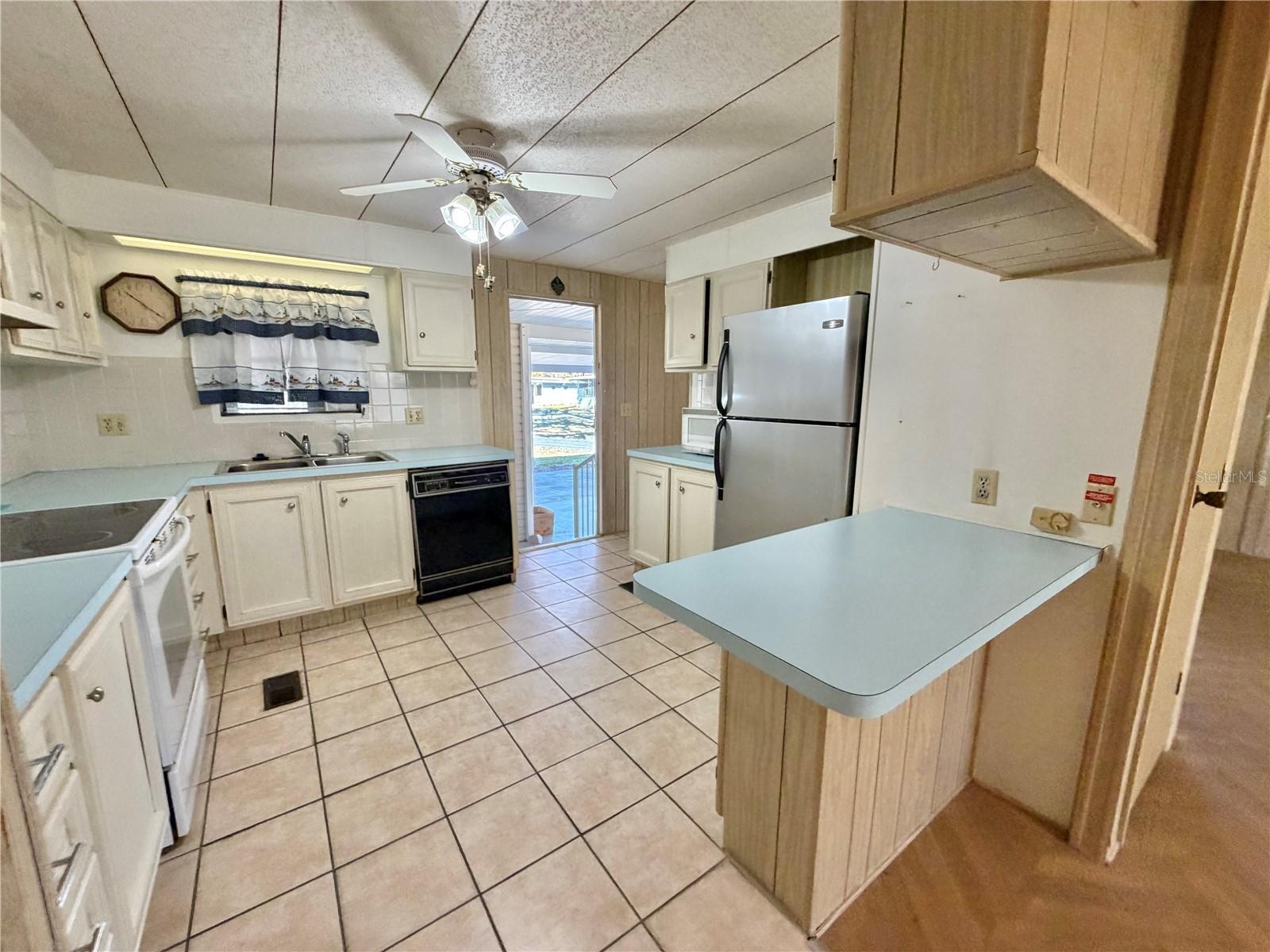 HAWTHORNE AT LEESBURG A COOP - Residential