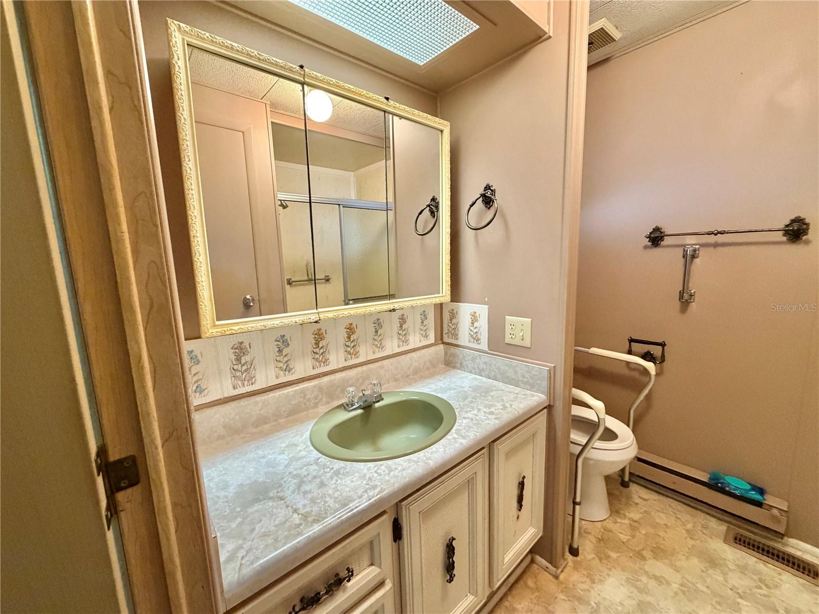 HAWTHORNE AT LEESBURG A COOP - Residential