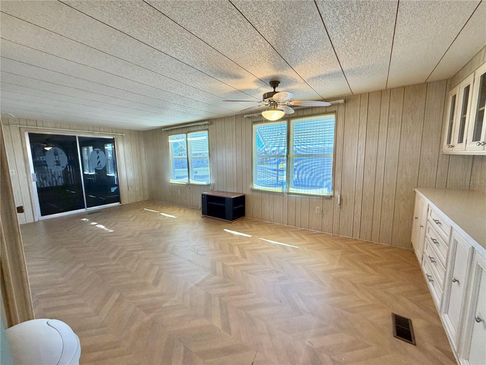 HAWTHORNE AT LEESBURG A COOP - Residential