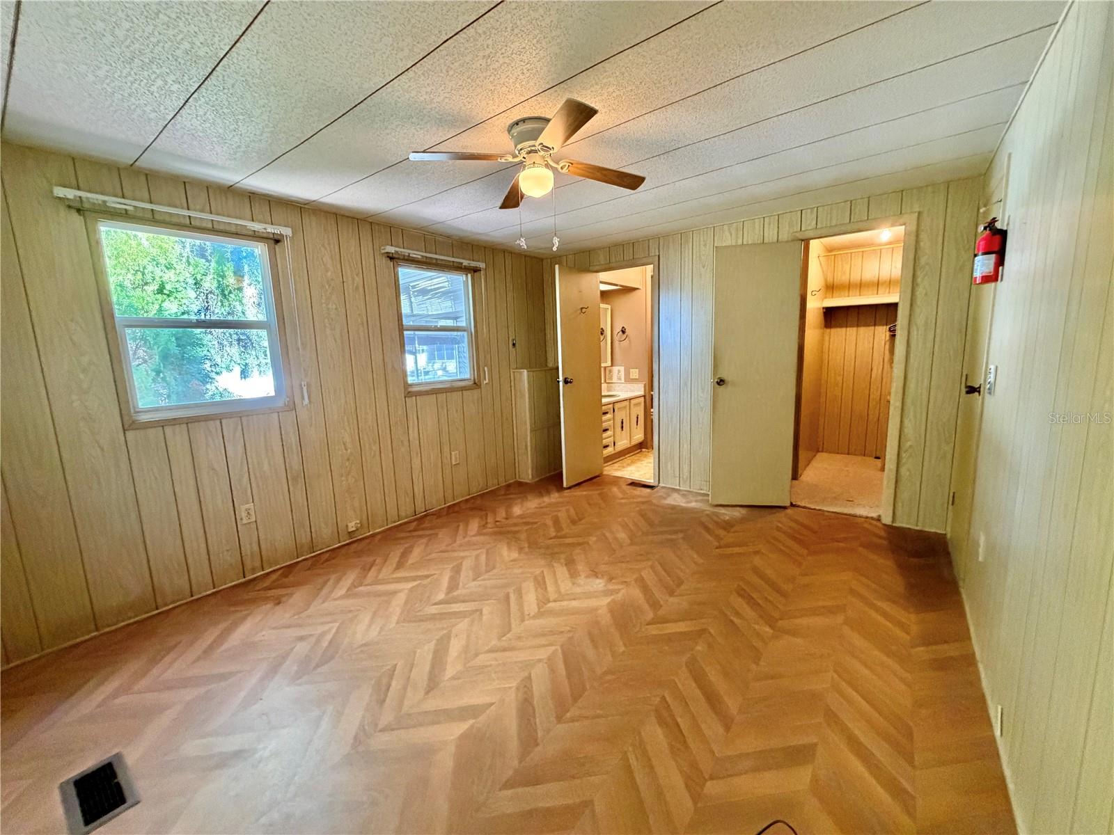 HAWTHORNE AT LEESBURG A COOP - Residential