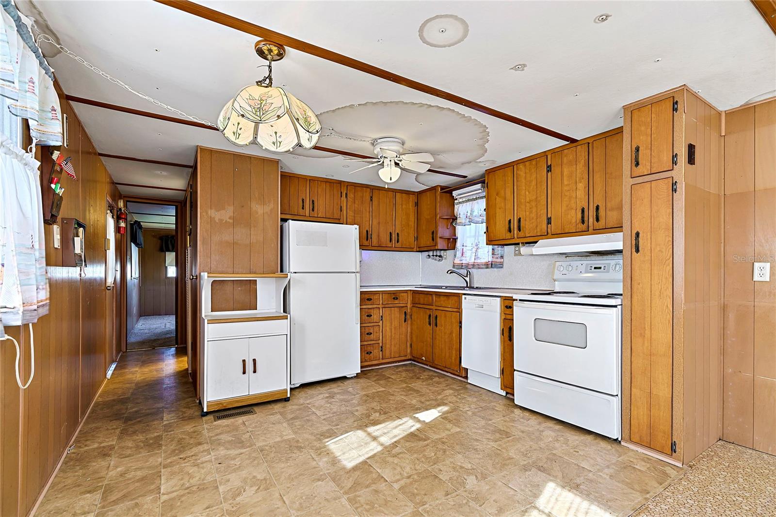 TRAILER ACRES - Residential