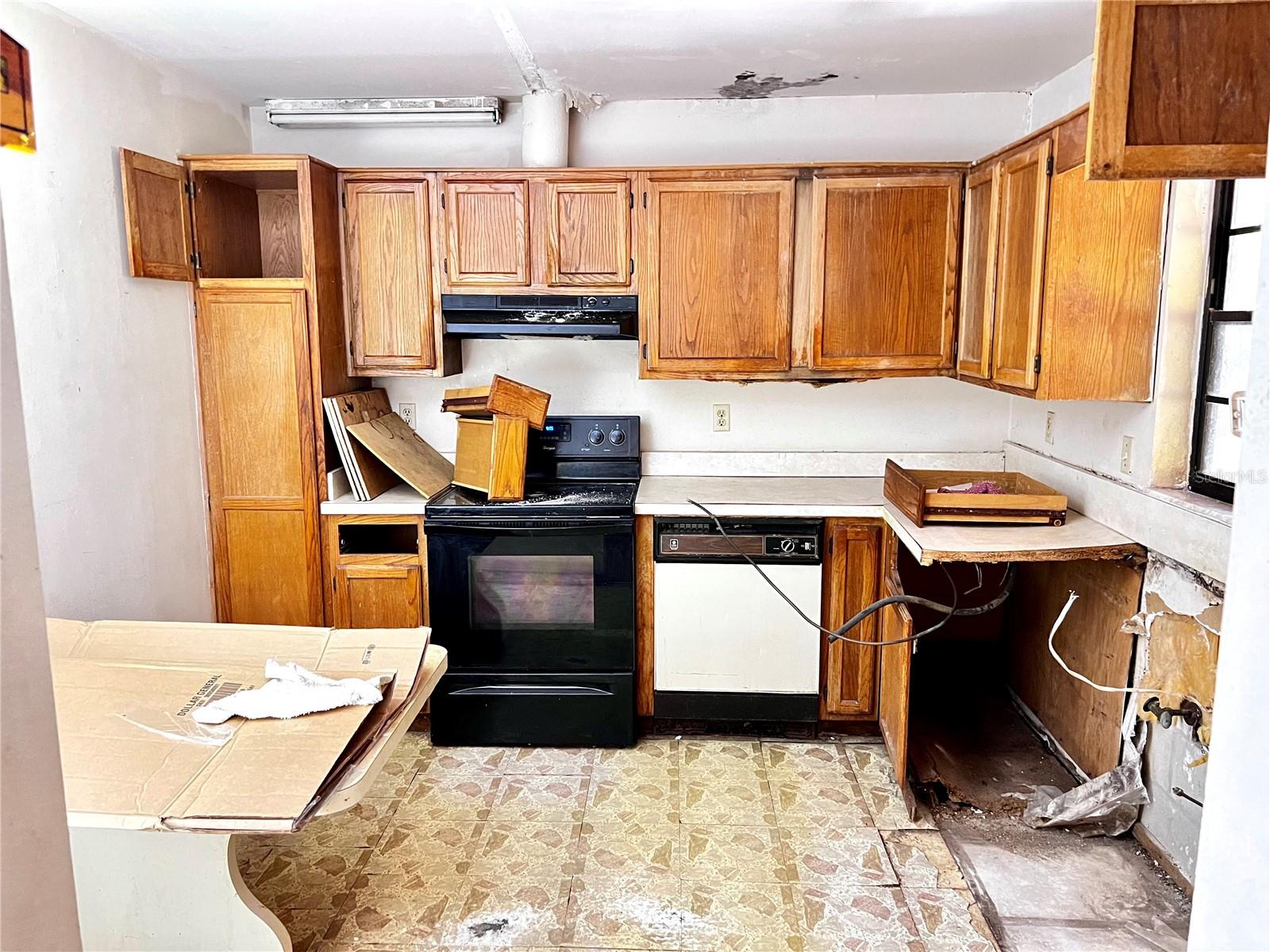 DELTONA LAKES UNIT 05 - Residential