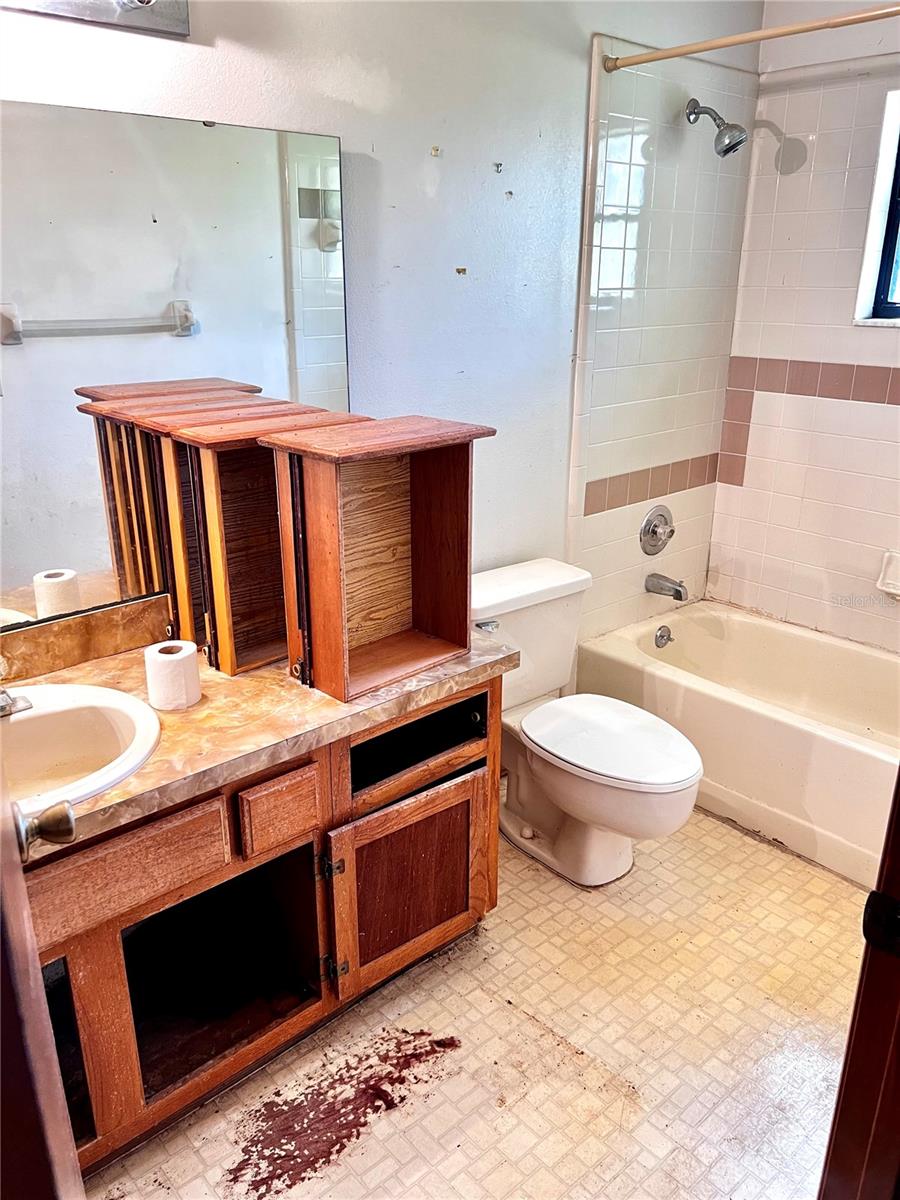 DELTONA LAKES UNIT 05 - Residential