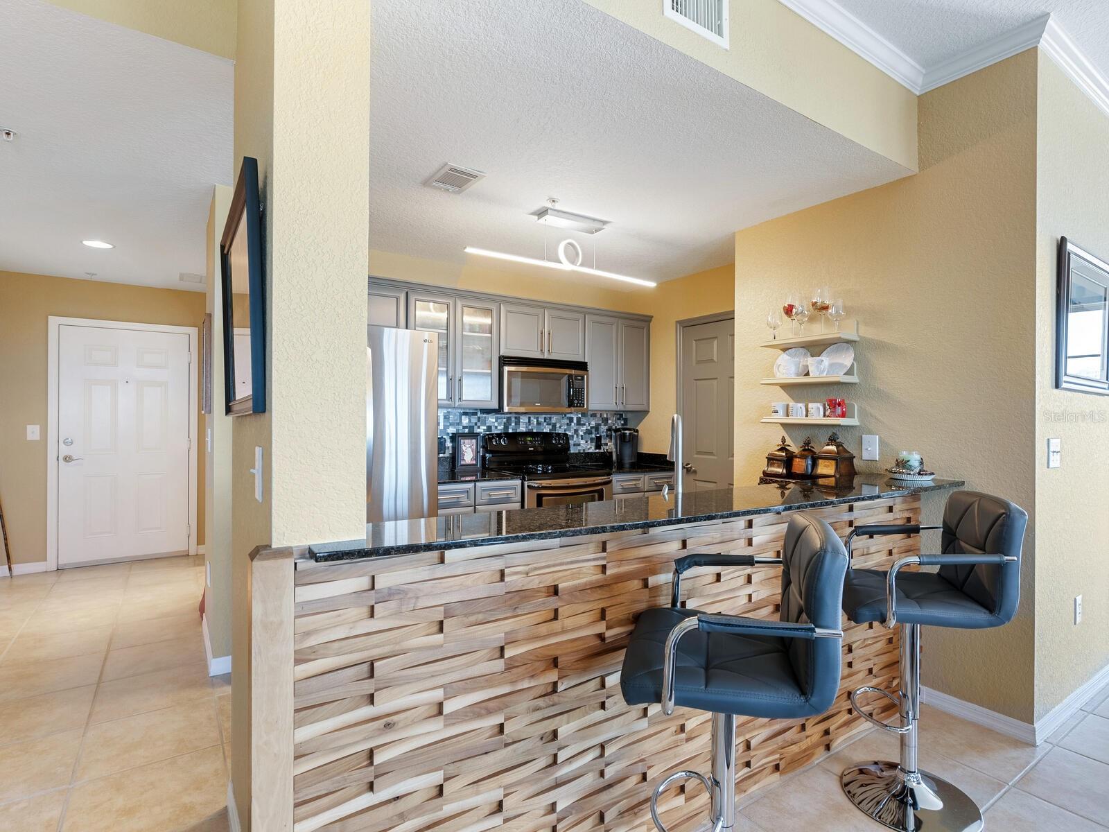 BROADWAY PROMENADE - Residential