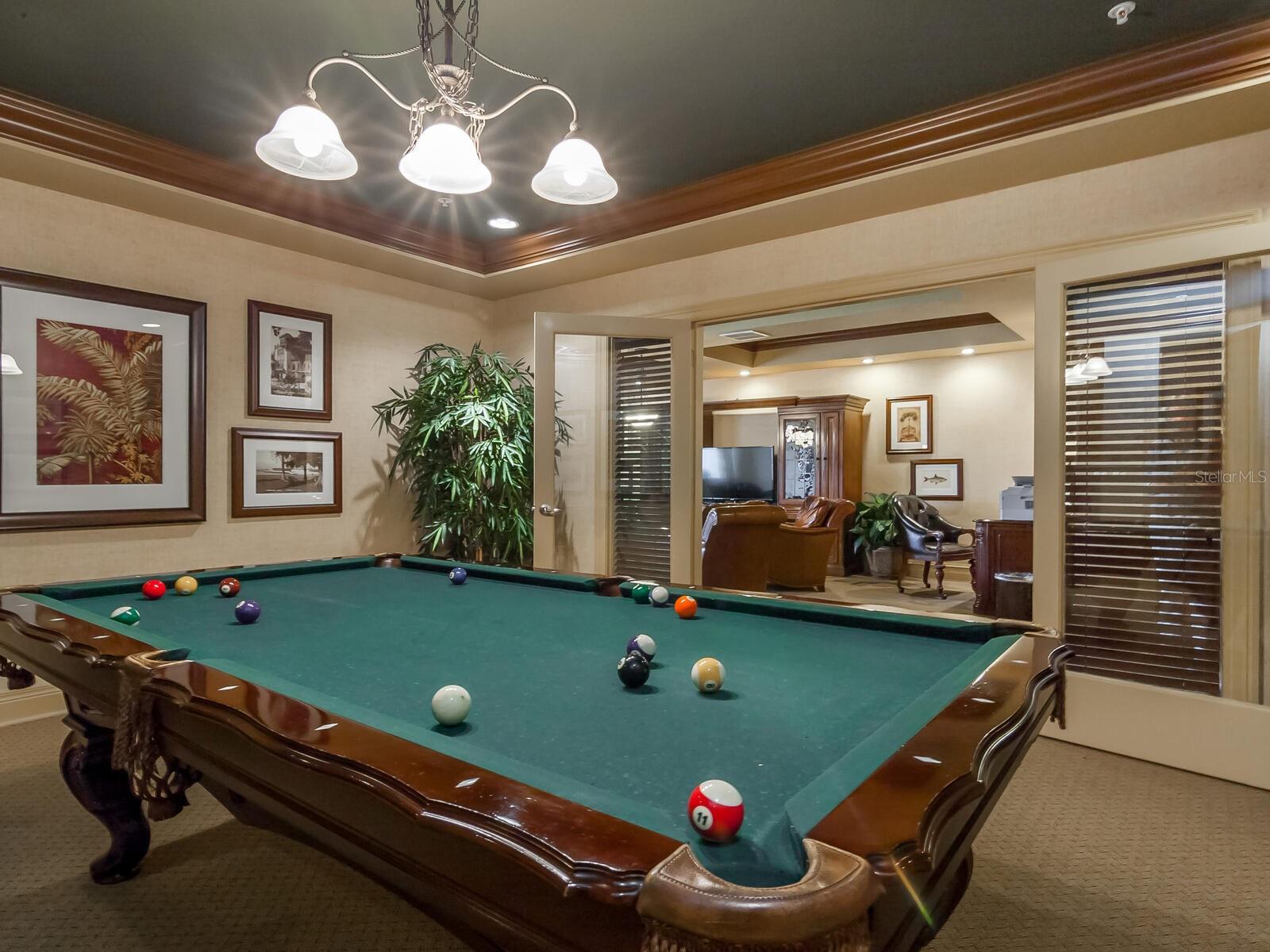 BROADWAY PROMENADE - Residential