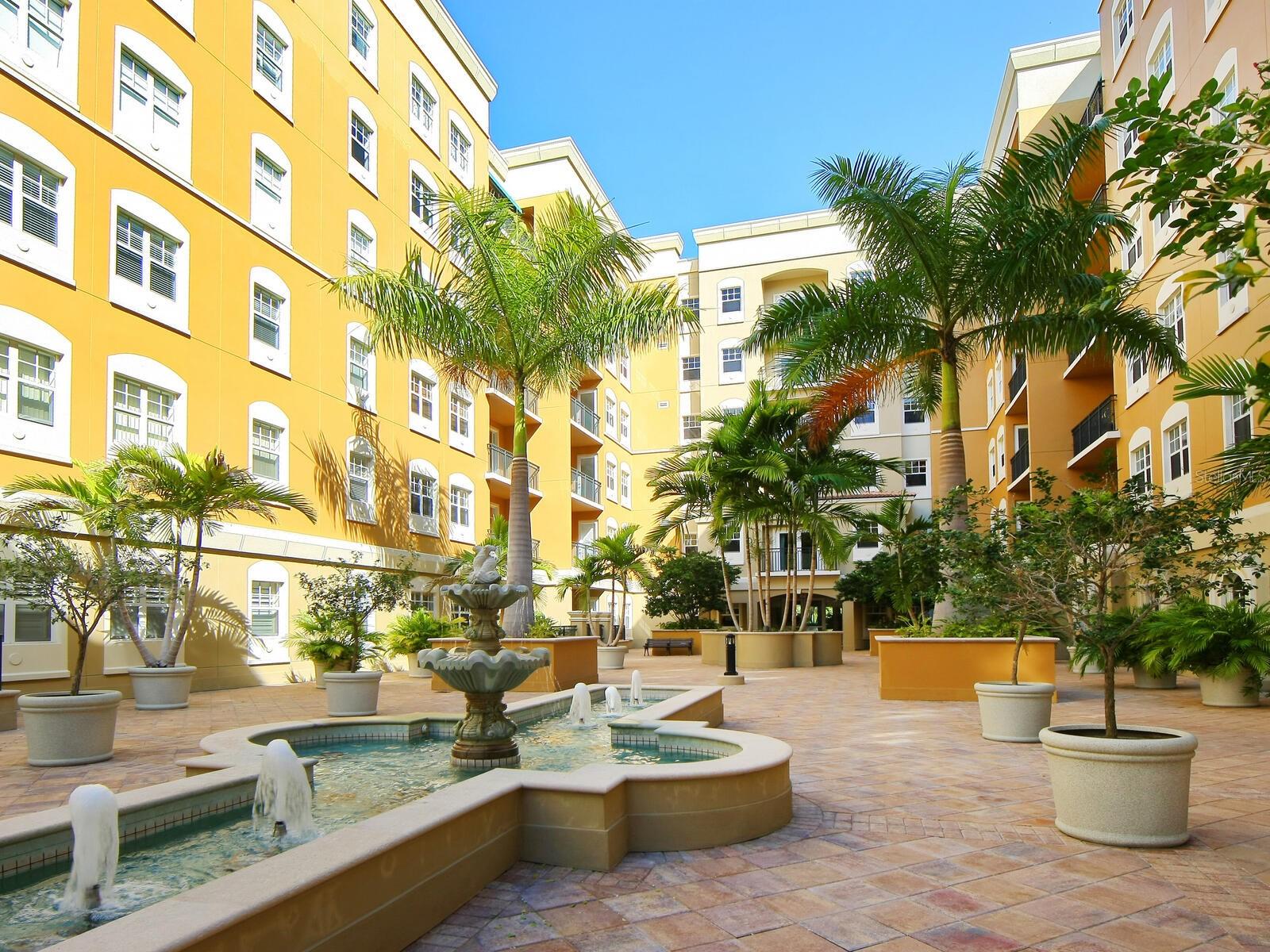 BROADWAY PROMENADE - Residential