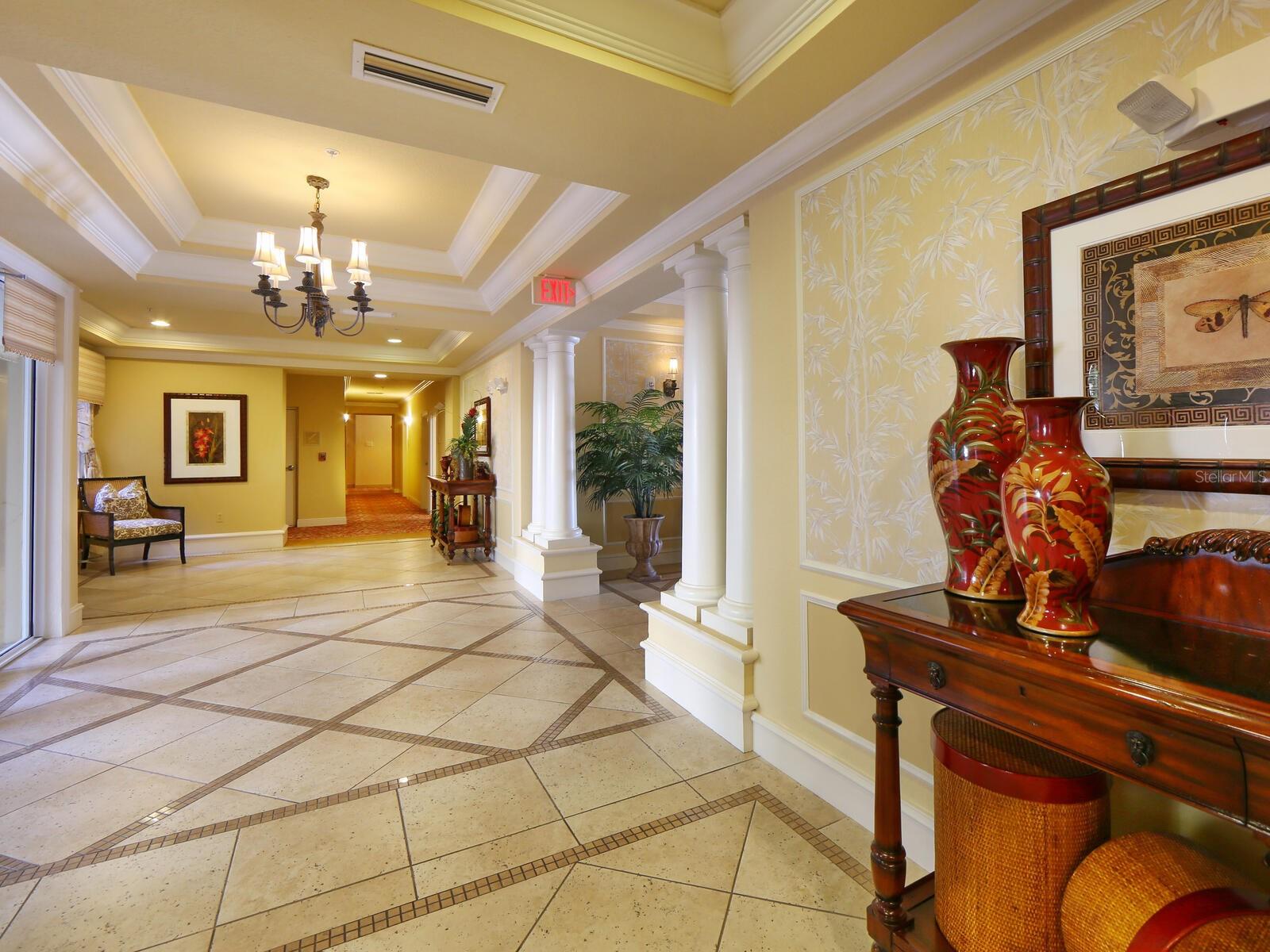 BROADWAY PROMENADE - Residential