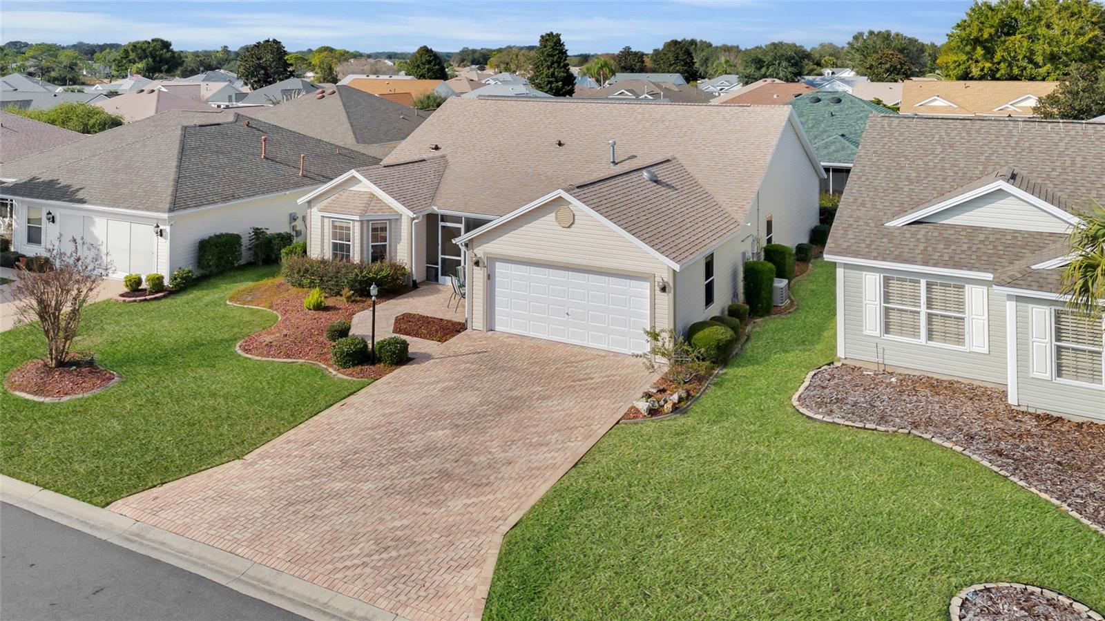 THE VILLAGE OF GLENBROOK - Residential