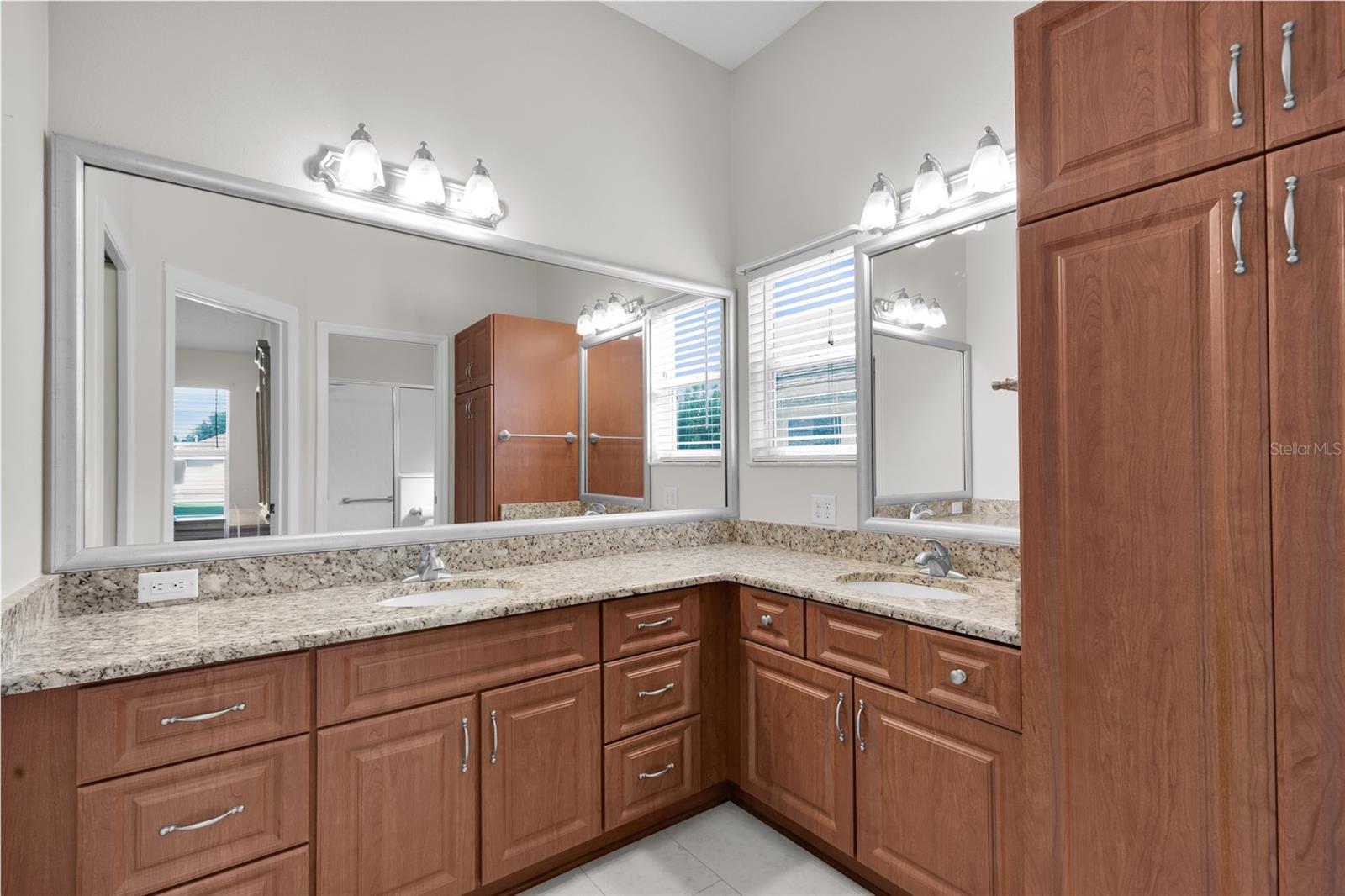 THE VILLAGE OF GLENBROOK - Residential