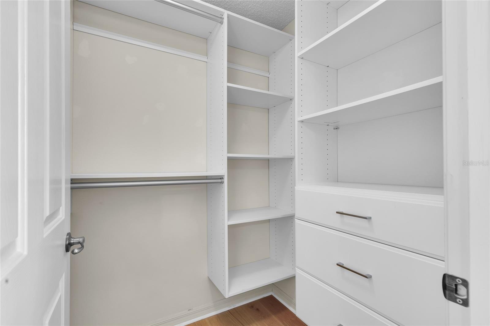 THE VILLAGE OF GLENBROOK - Residential