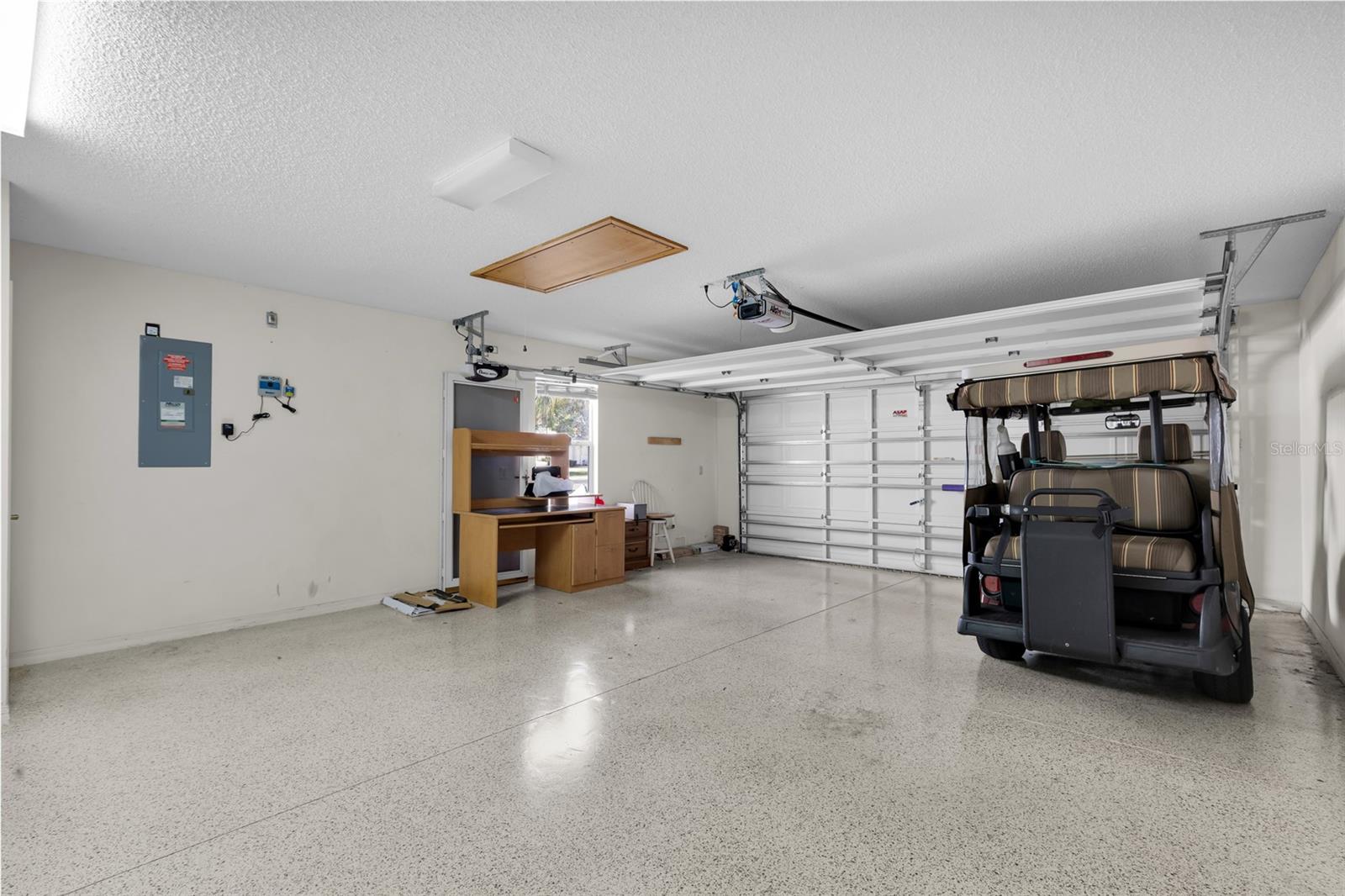 THE VILLAGE OF GLENBROOK - Residential