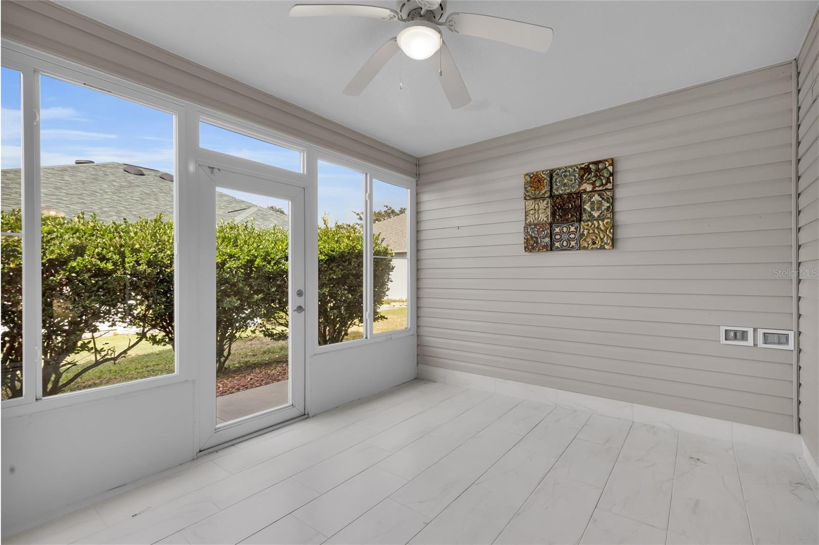 THE VILLAGE OF GLENBROOK - Residential