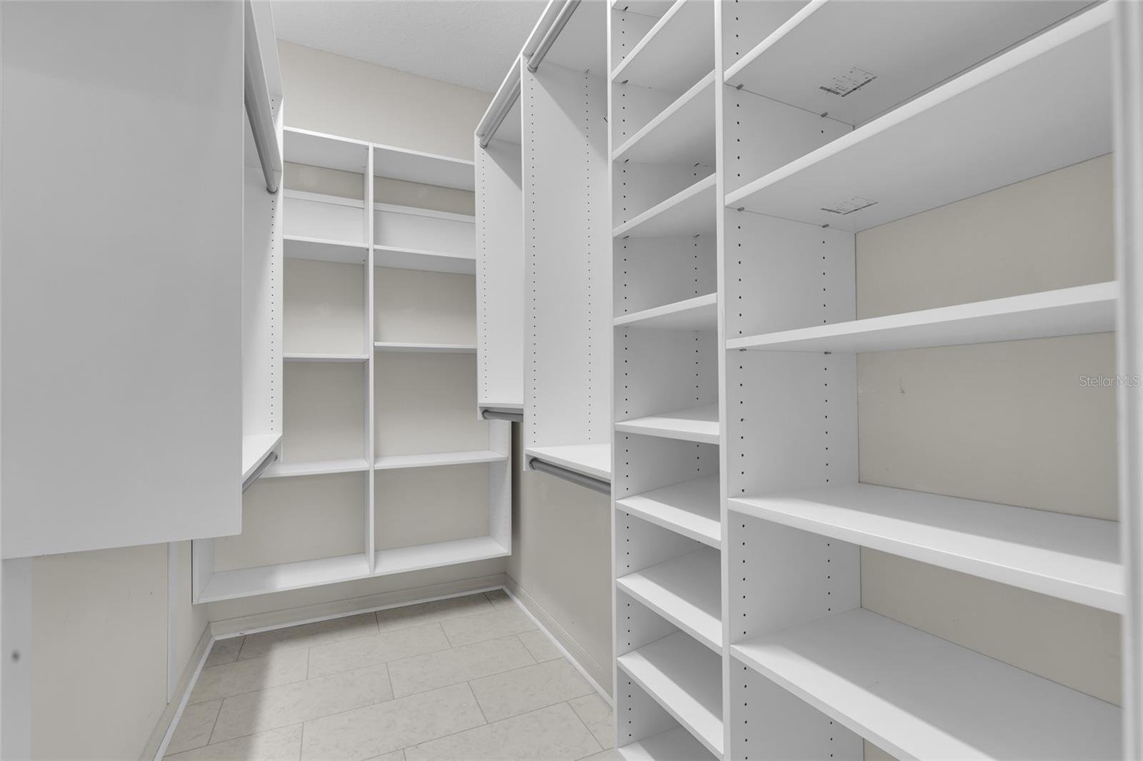 THE VILLAGE OF GLENBROOK - Residential