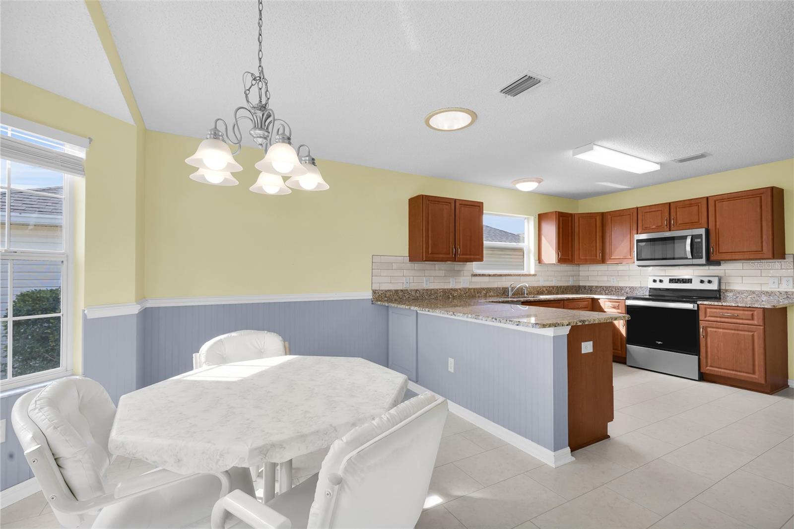 THE VILLAGE OF GLENBROOK - Residential