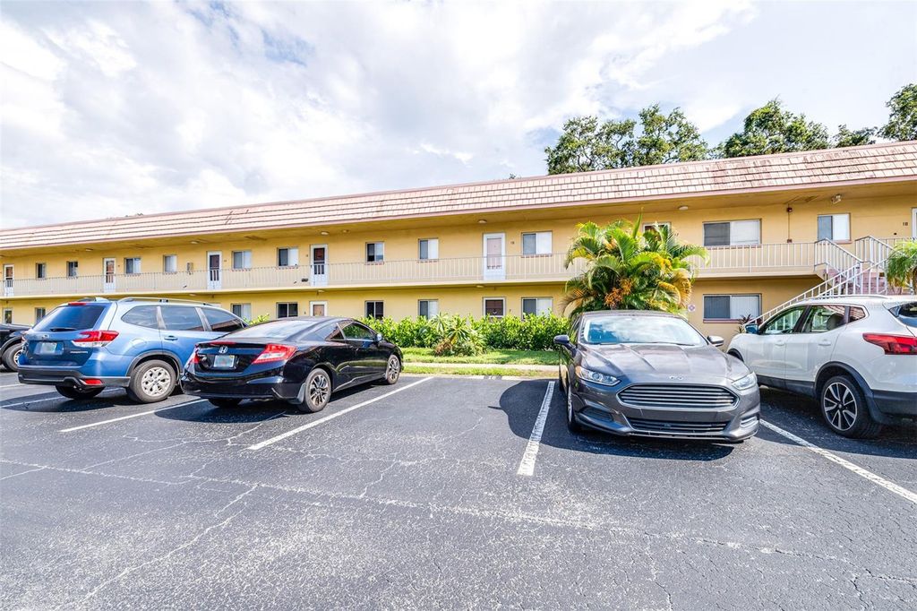 Photo of 2003 Greenbriar Boulevard #16, Clearwater, FL 33763 (MLS # U8253718)