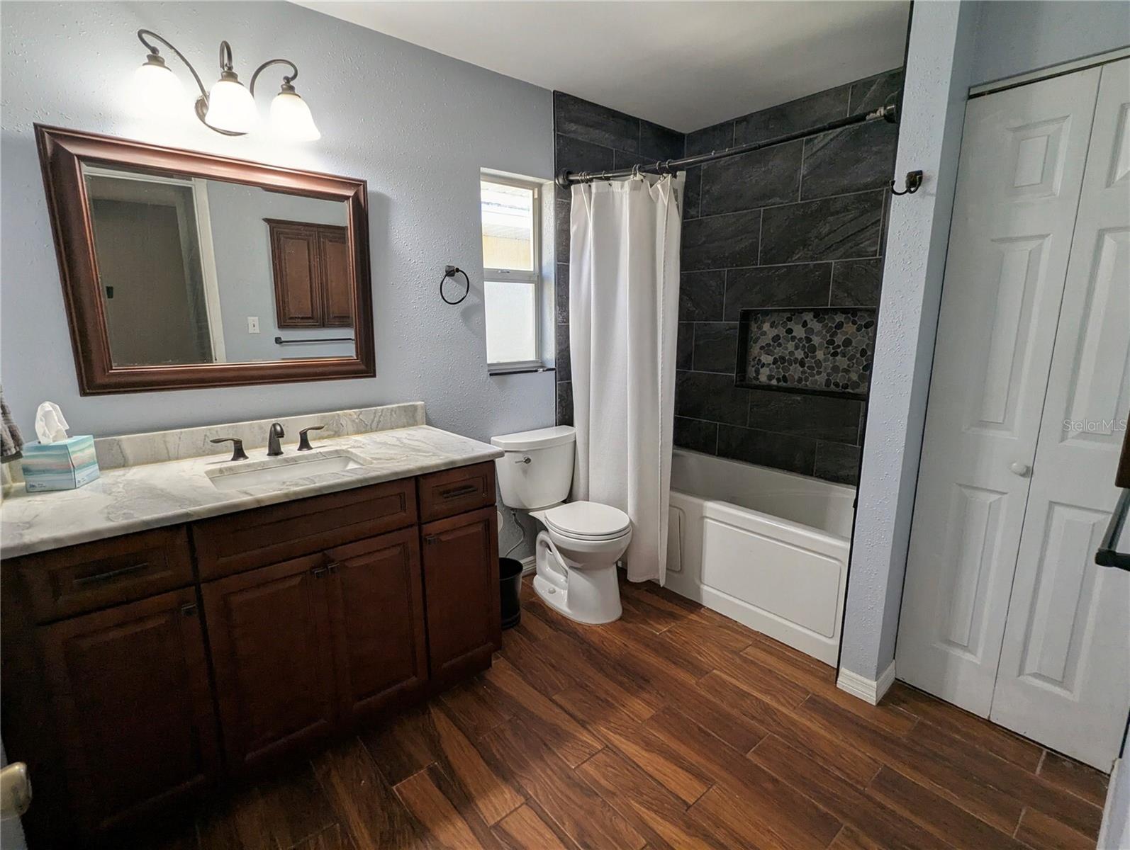 HIDDEN PINES - Residential